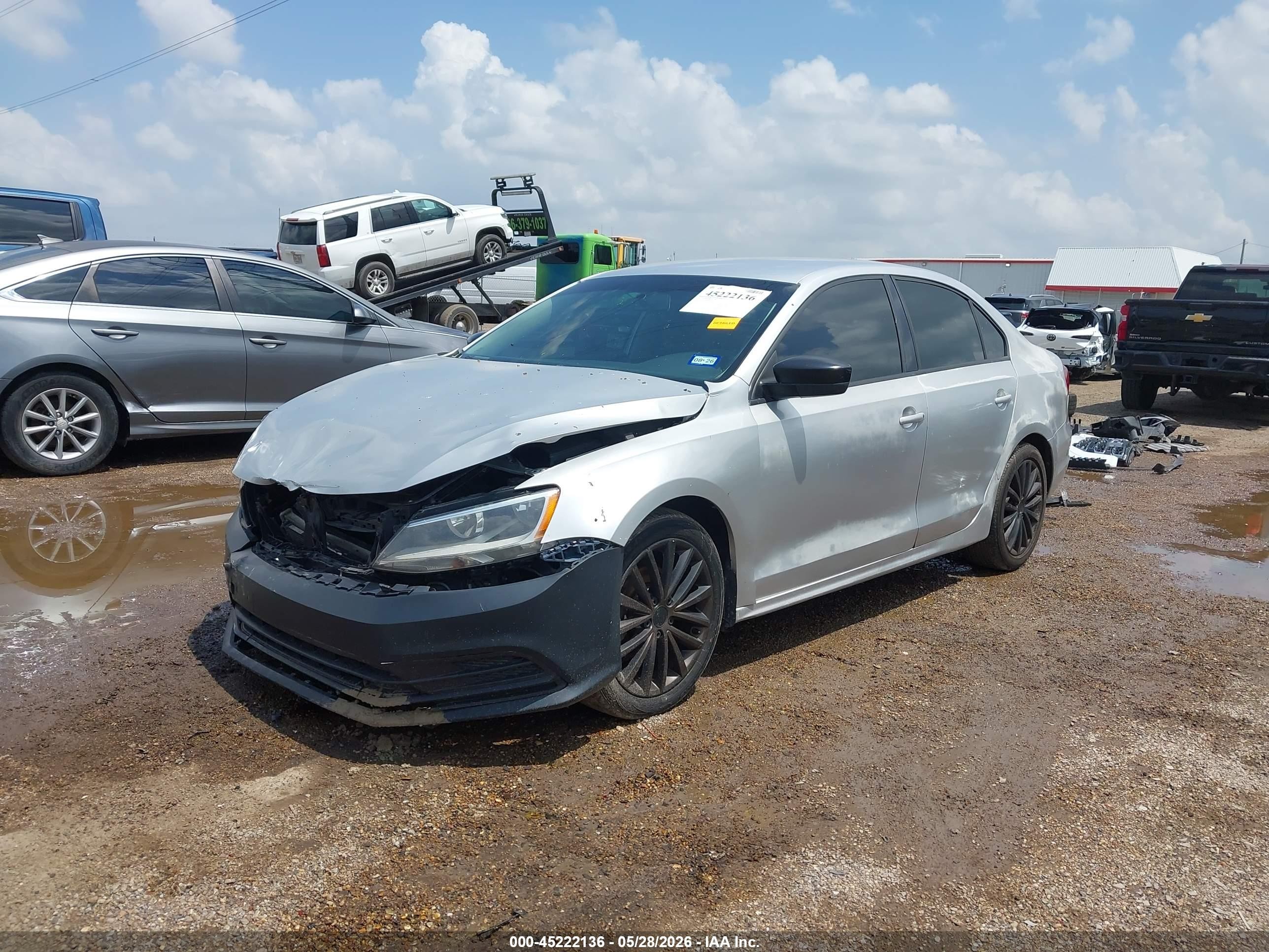 2015 Volkswagen Jetta 2.0l S Silver vin: 3VW2K7AJ4FM409138