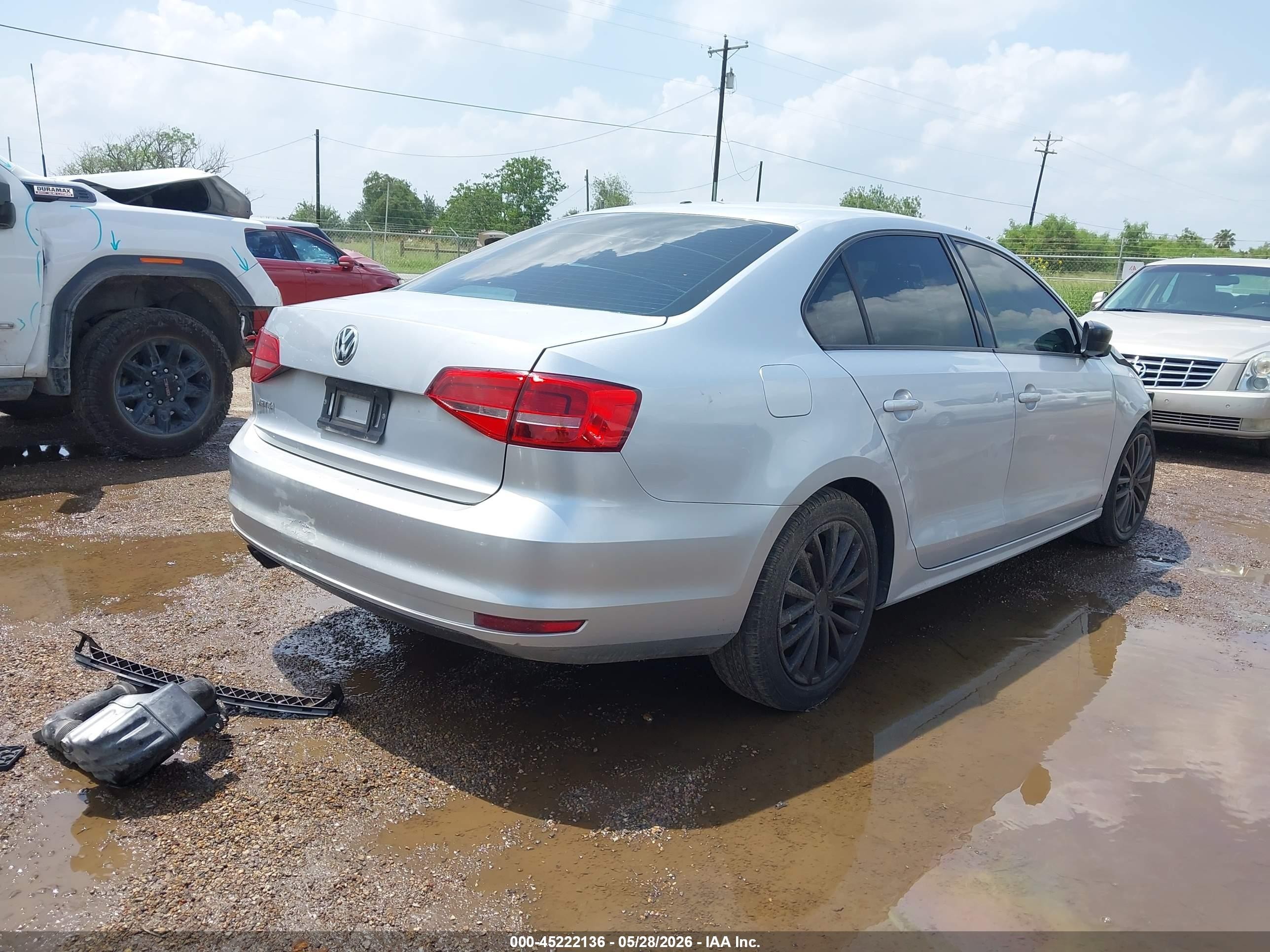 2015 Volkswagen Jetta 2.0l S Silver vin: 3VW2K7AJ4FM409138