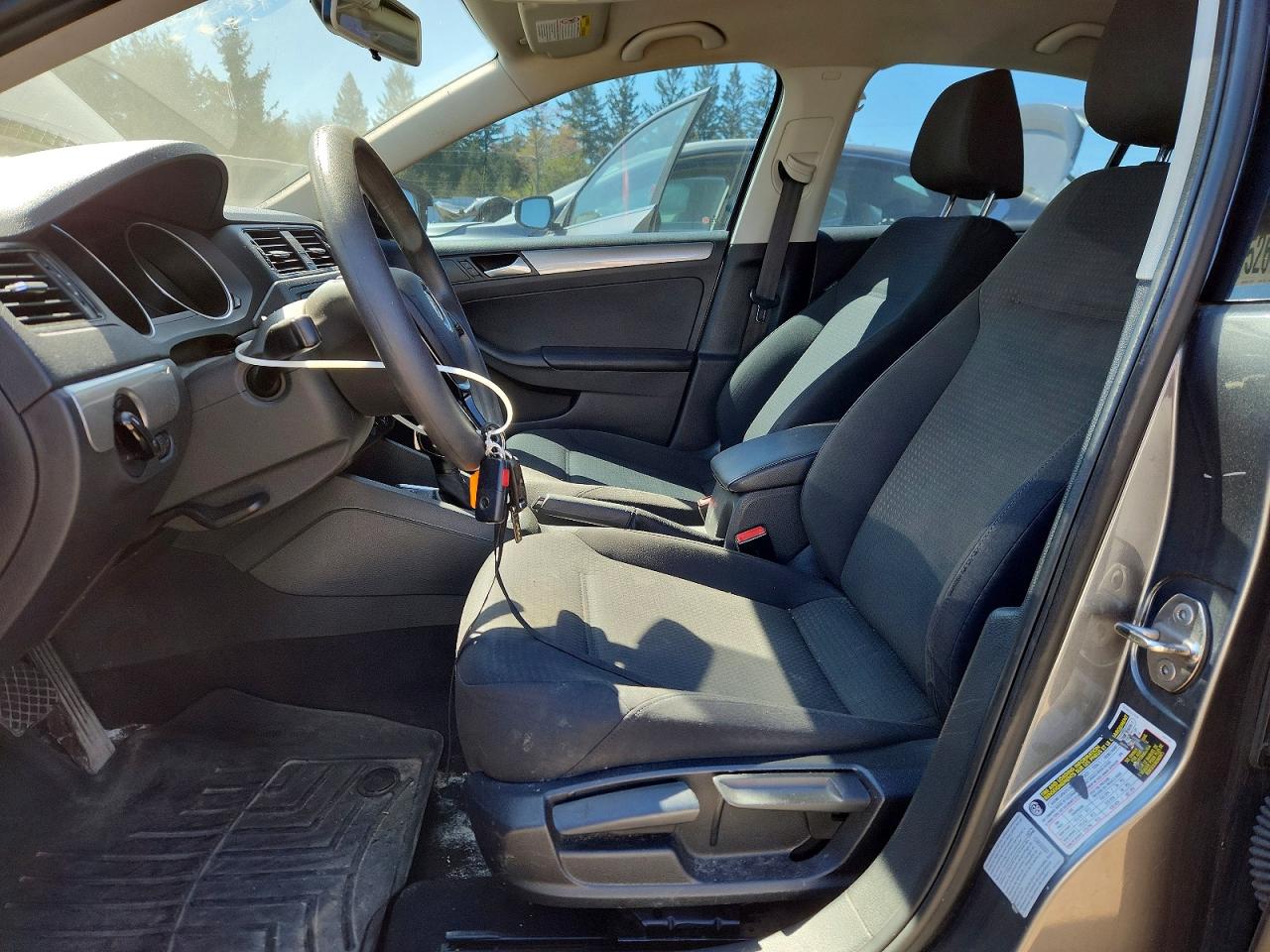 2015 Volkswagen Jetta Base Серый vin: 3VW2K7AJ4FM413268