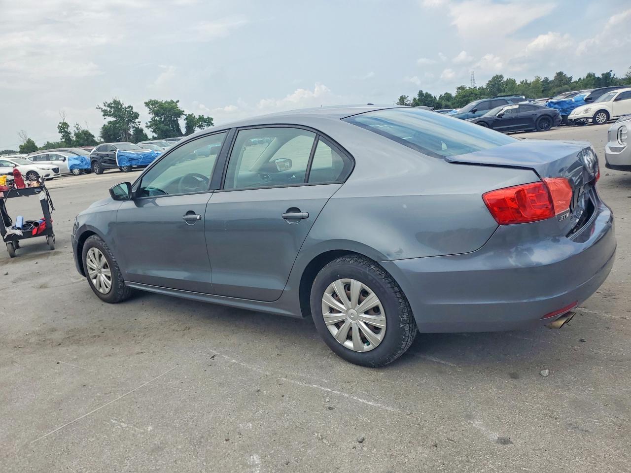 2011 Volkswagen Jetta Base Gray vin: 3VW2K7AJ5BM066253
