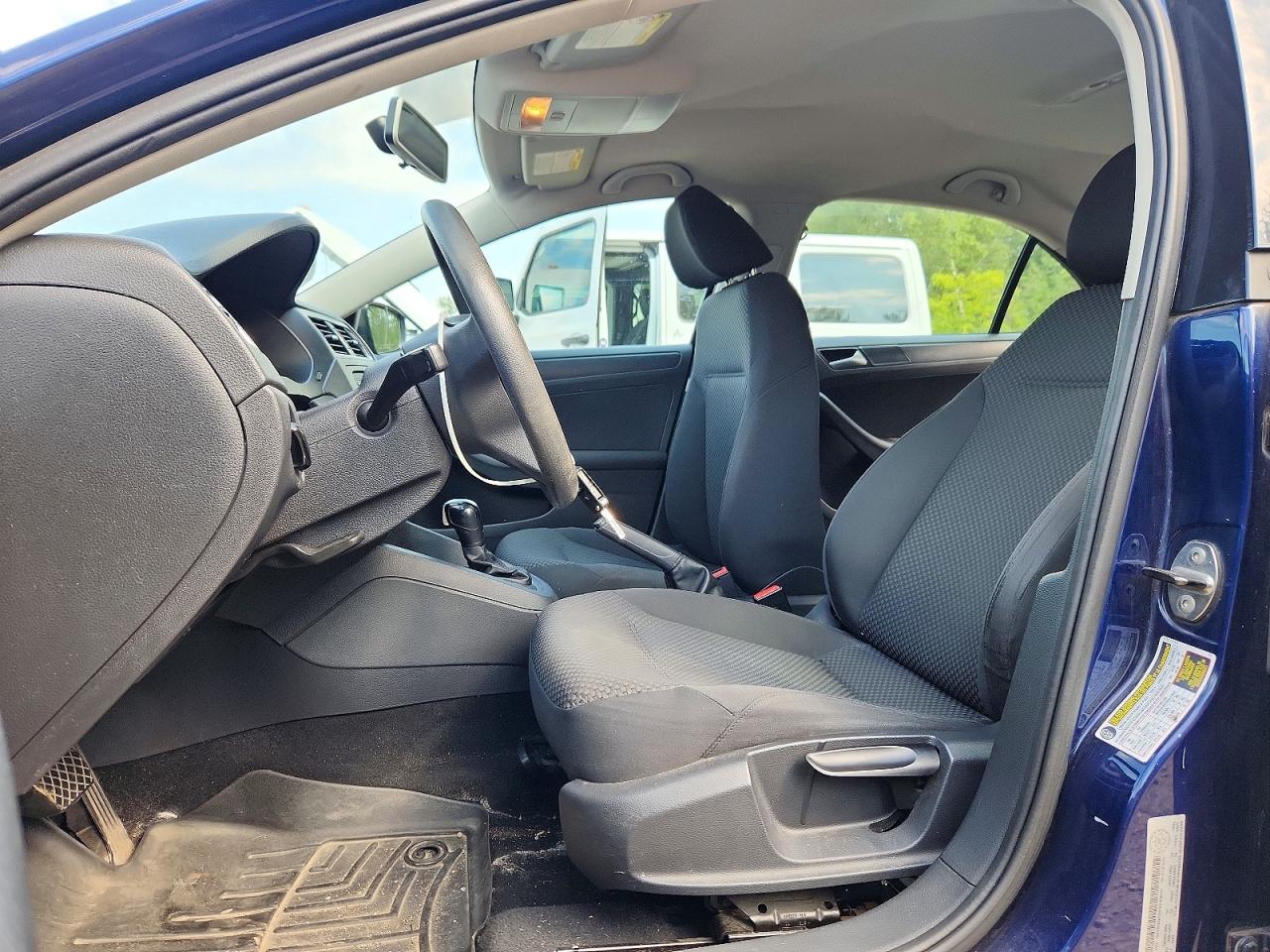 2012 Volkswagen Jetta Base Blue vin: 3VW2K7AJ5CM350239