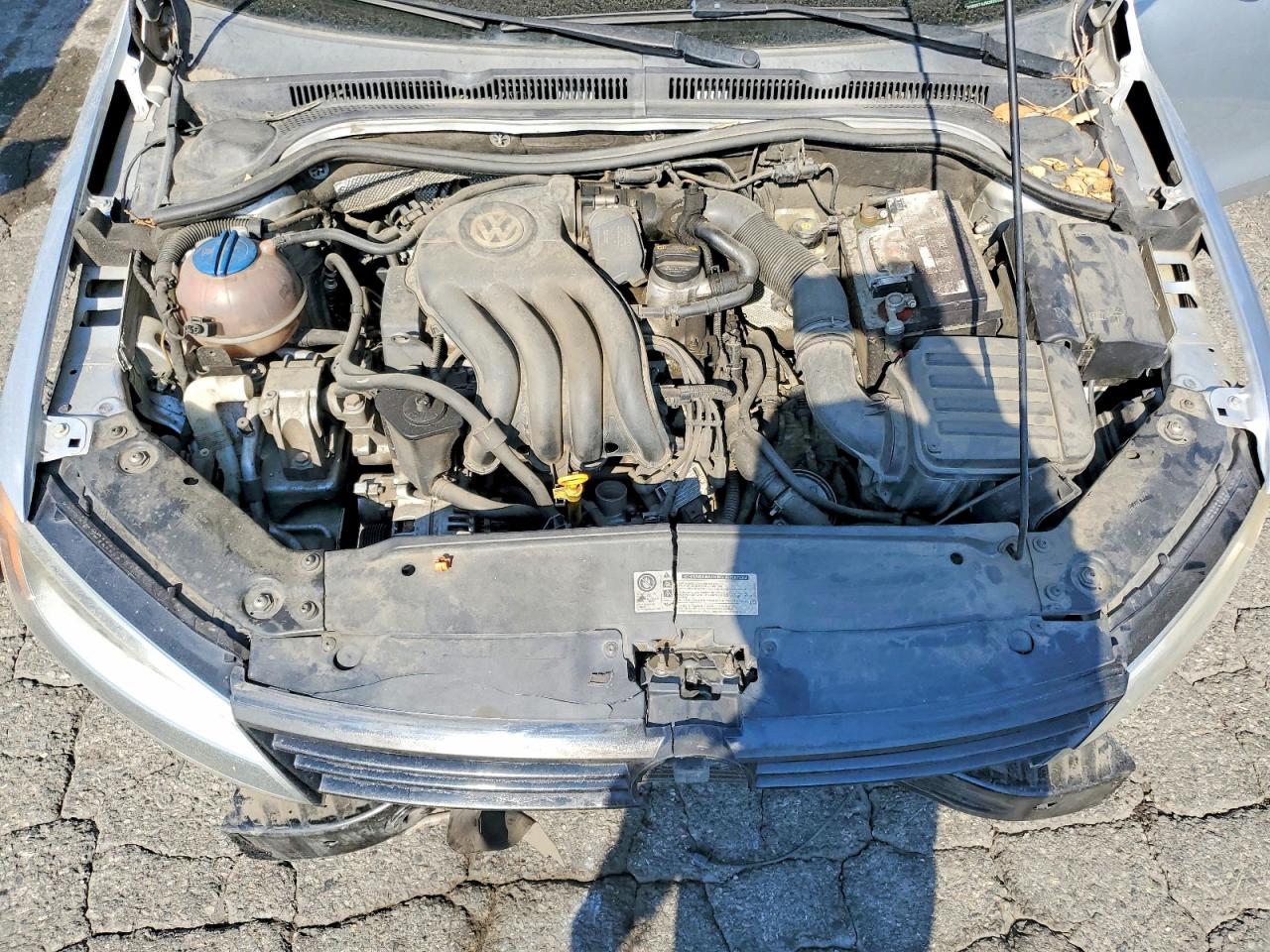 2012 Volkswagen Jetta Base Silver vin: 3VW2K7AJ5CM353352