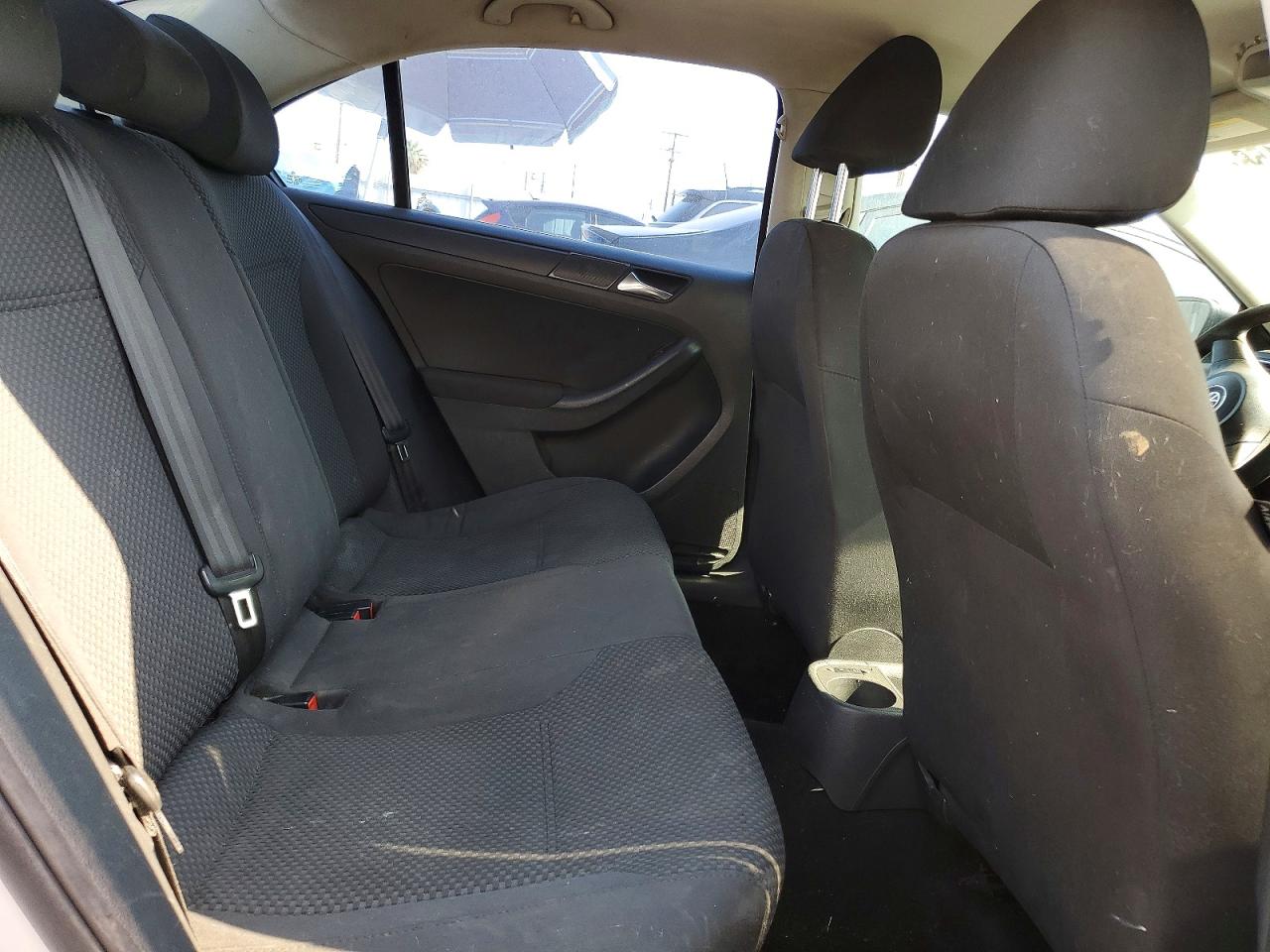 2012 Volkswagen Jetta Base Silver vin: 3VW2K7AJ5CM353352