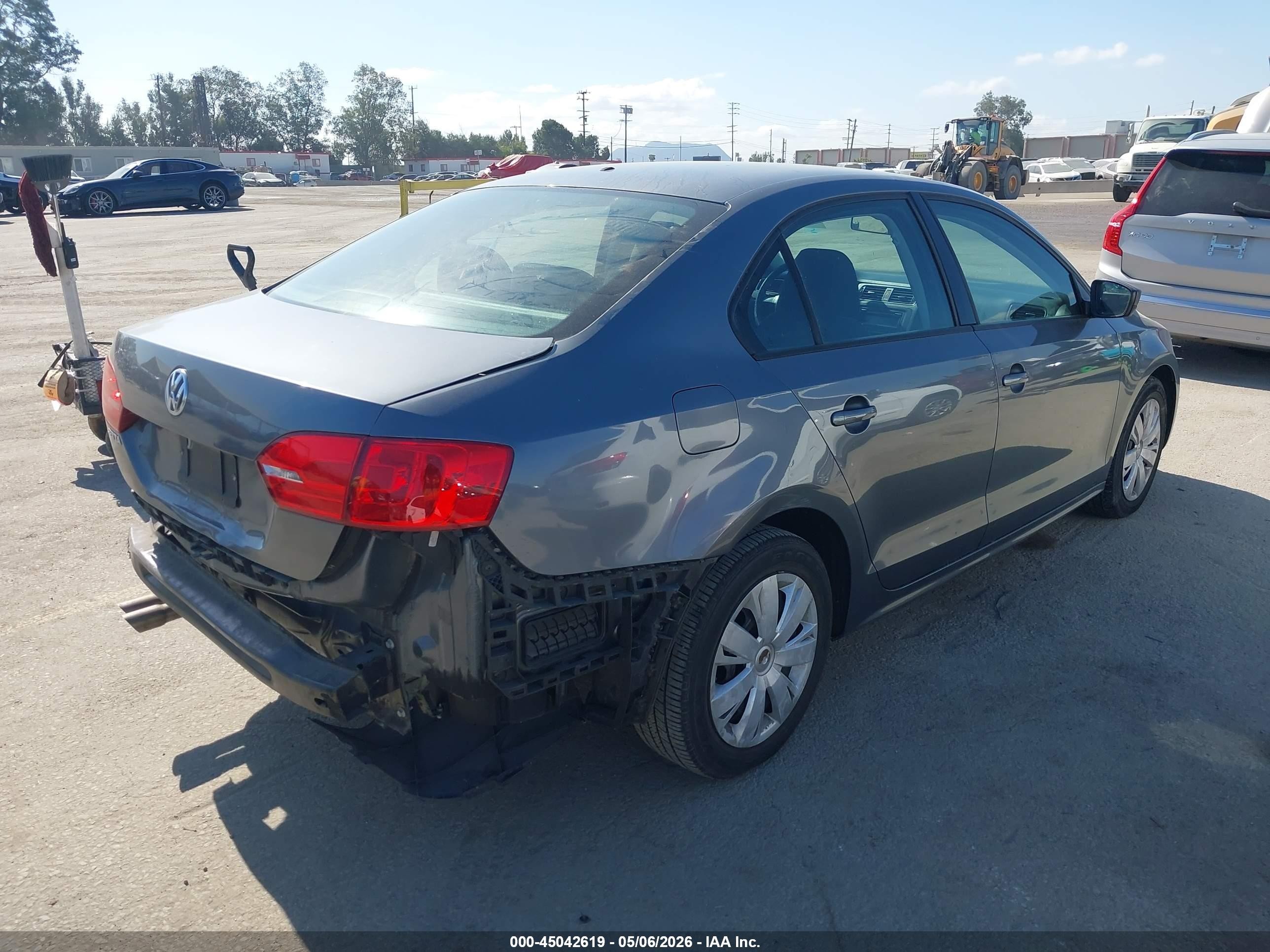 2012 Volkswagen Jetta 2.0l S Gray vin: 3VW2K7AJ5CM389042