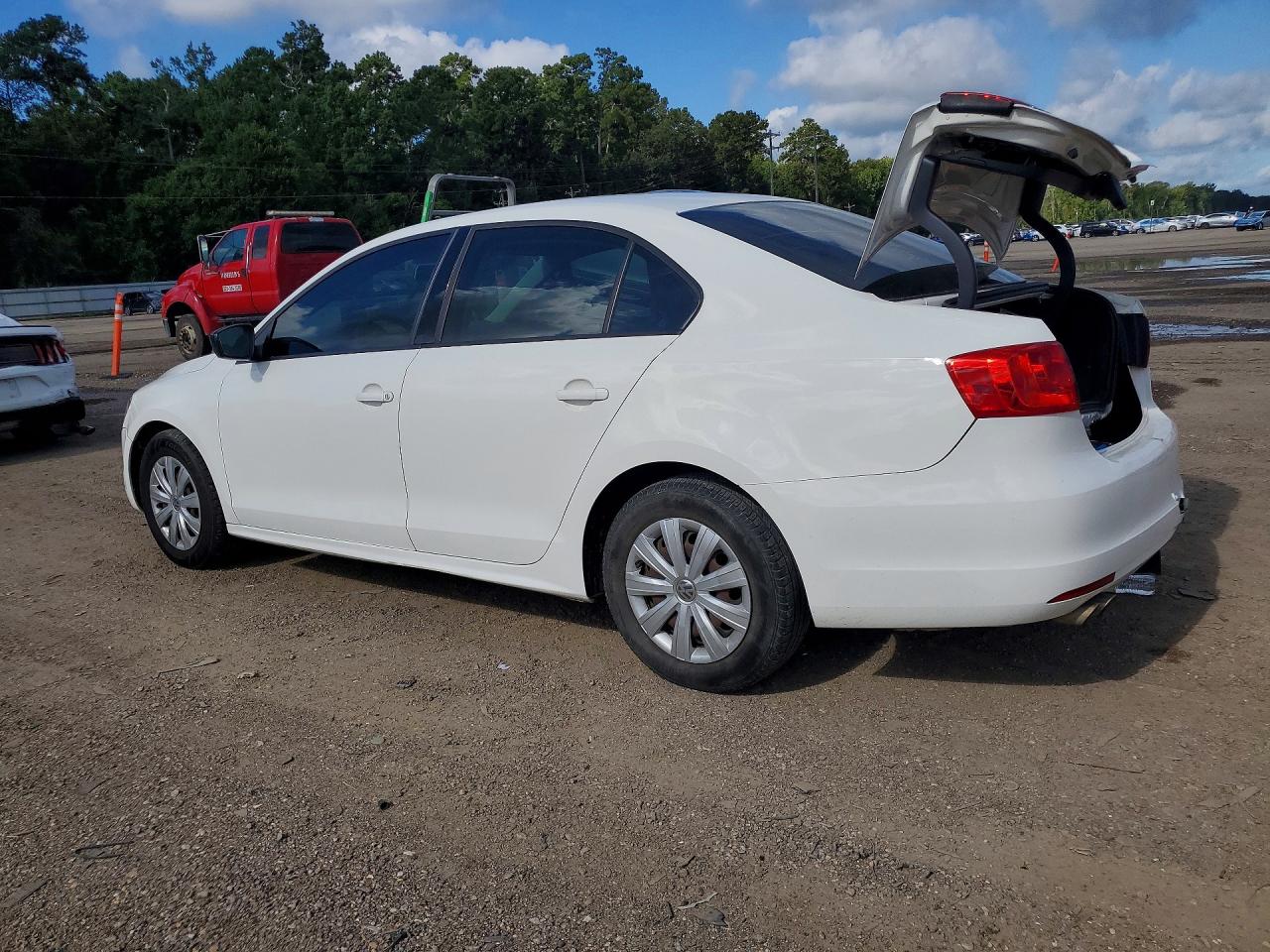 2013 Volkswagen Jetta Base White vin: 3VW2K7AJ5DM209690