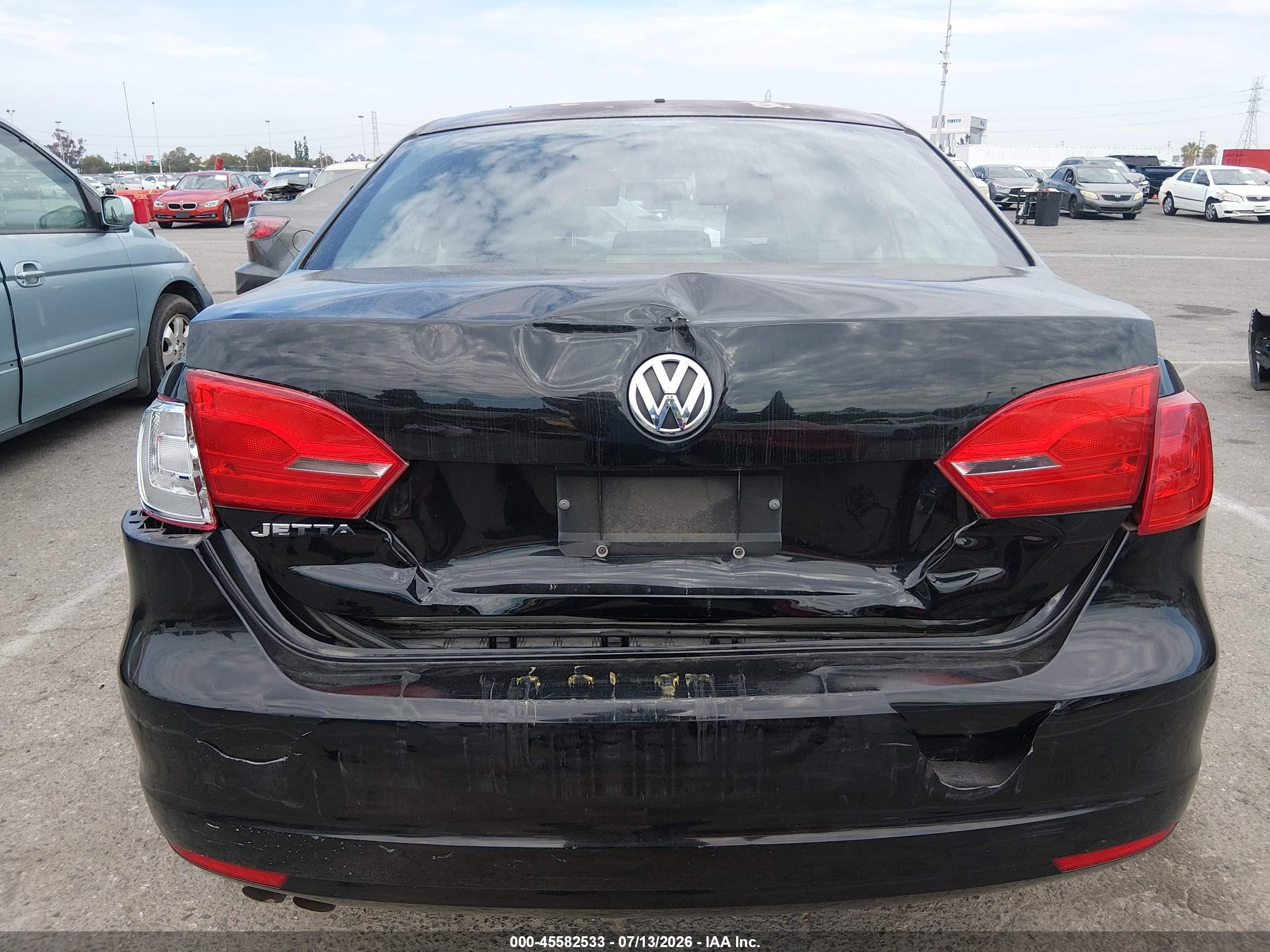 2013 Volkswagen Jetta 2.0l S Black vin: 3VW2K7AJ5DM274958
