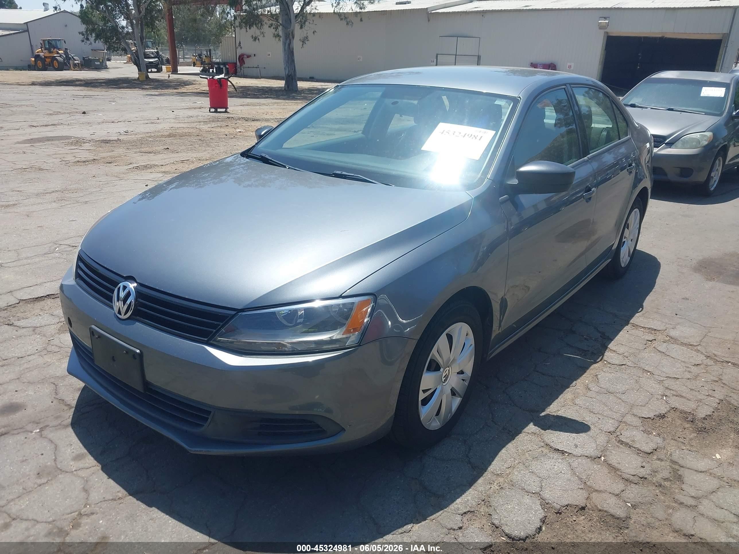 2013 Volkswagen Jetta 2.0l S Gray vin: 3VW2K7AJ5DM363333