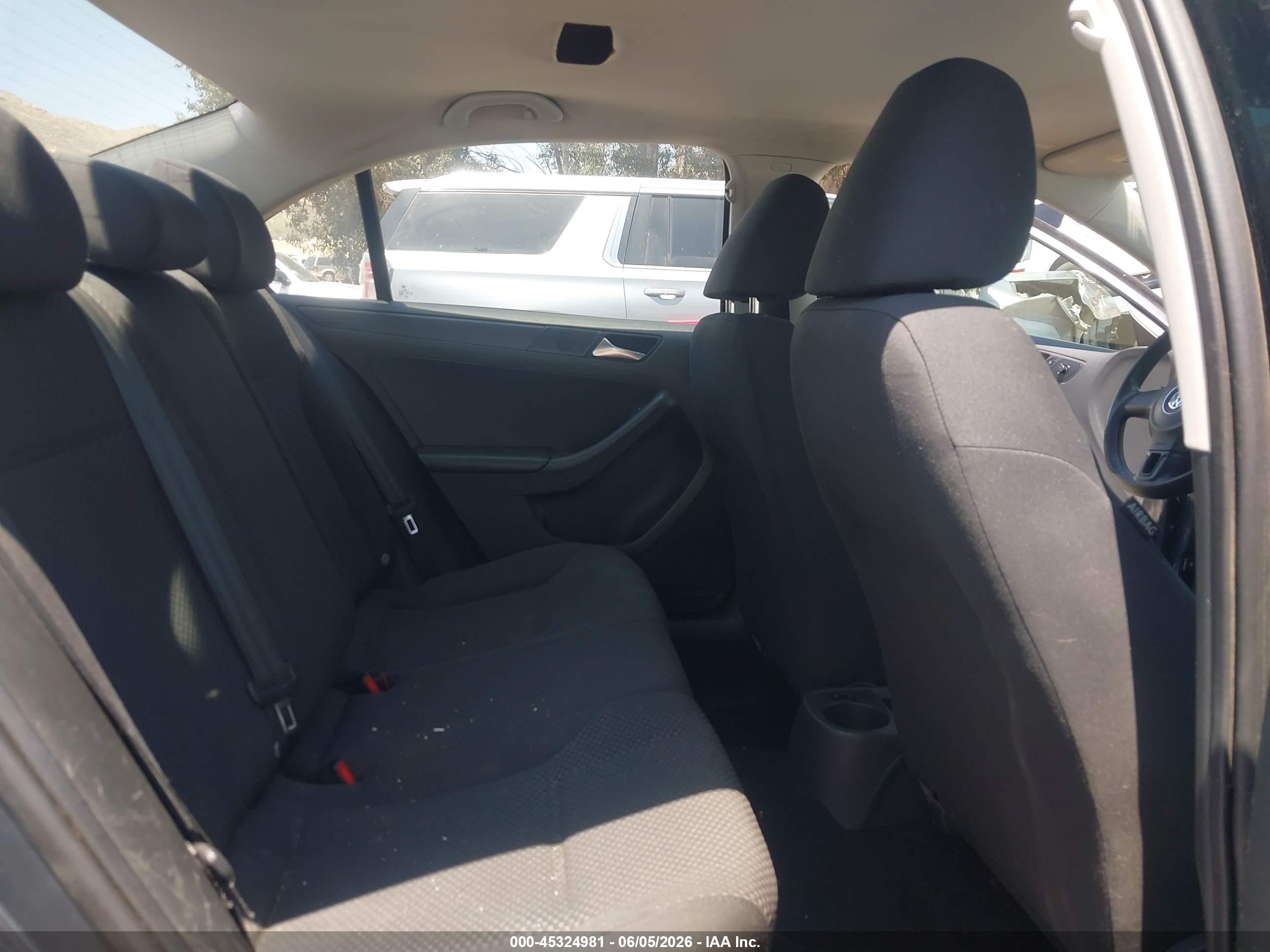 2013 Volkswagen Jetta 2.0l S Gray vin: 3VW2K7AJ5DM363333