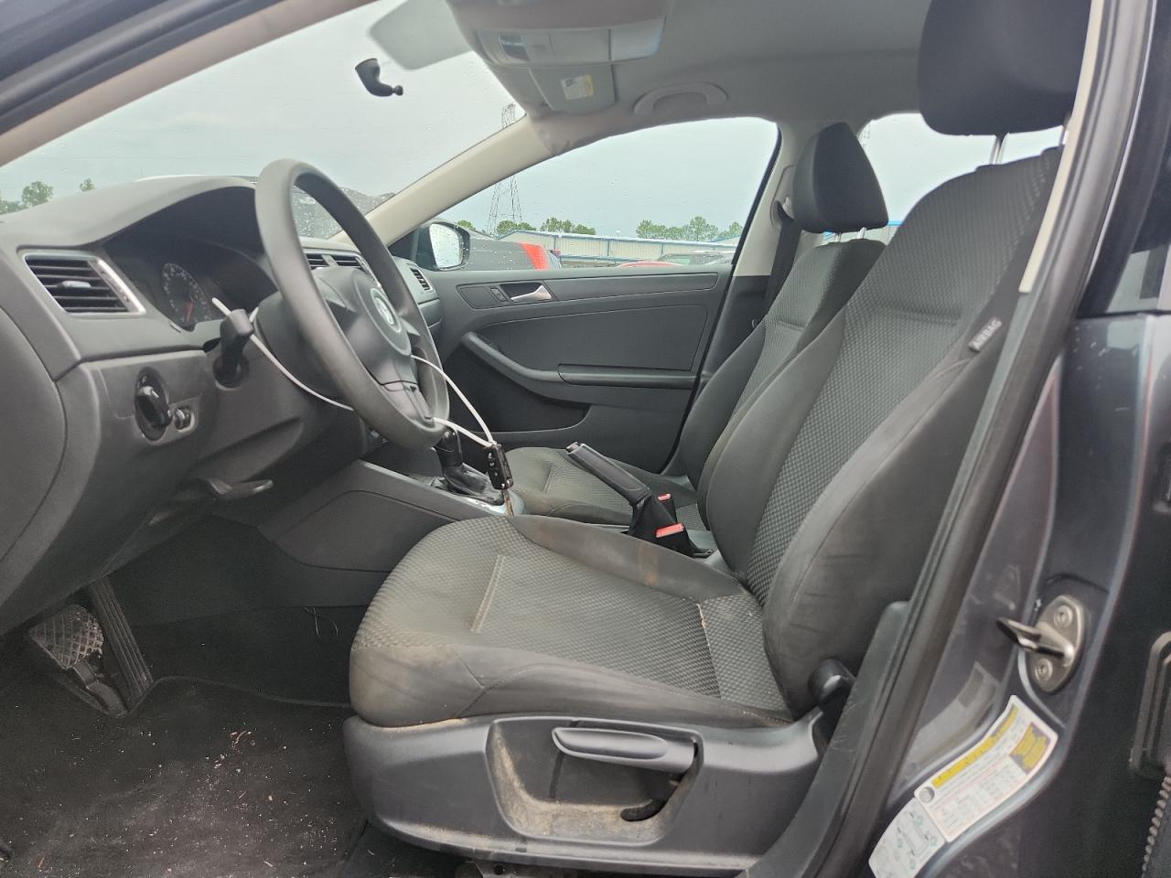 2013 Volkswagen Jetta Base Gray vin: 3VW2K7AJ5DM400817