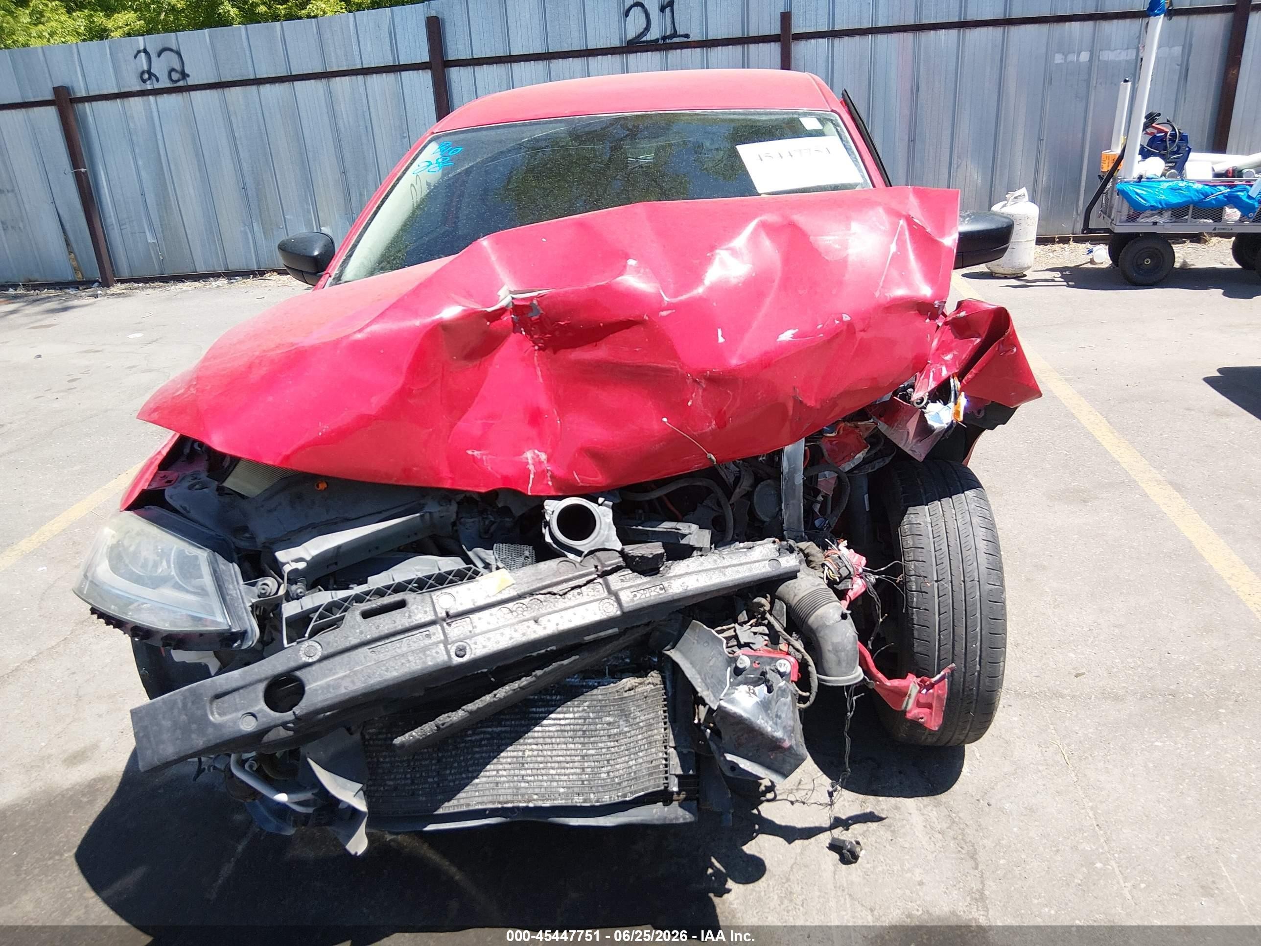 2013 Volkswagen Jetta 2.0l S Red vin: 3VW2K7AJ5DM402423