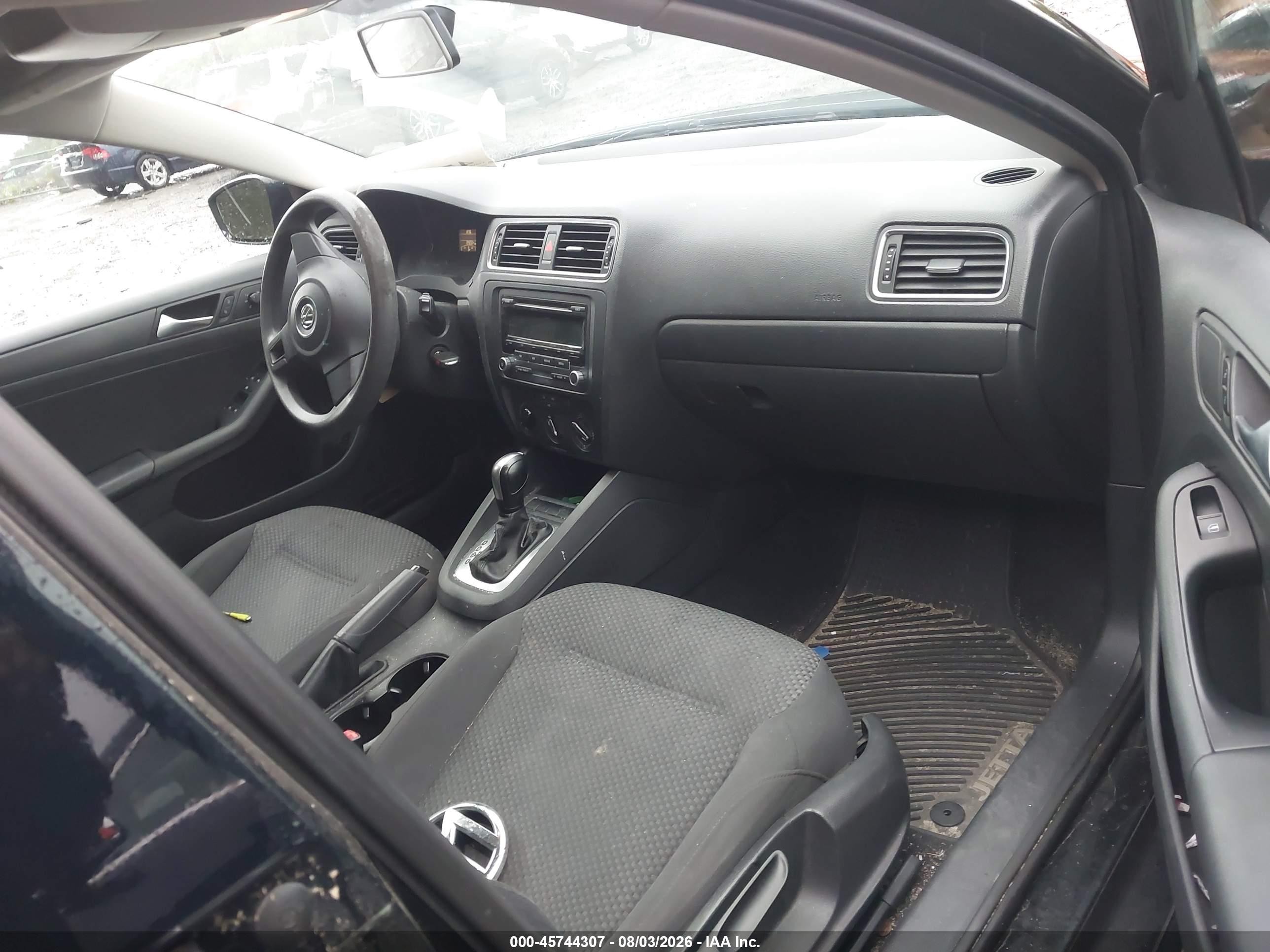 2013 Volkswagen Jetta 2.0l S Black vin: 3VW2K7AJ5DM412997