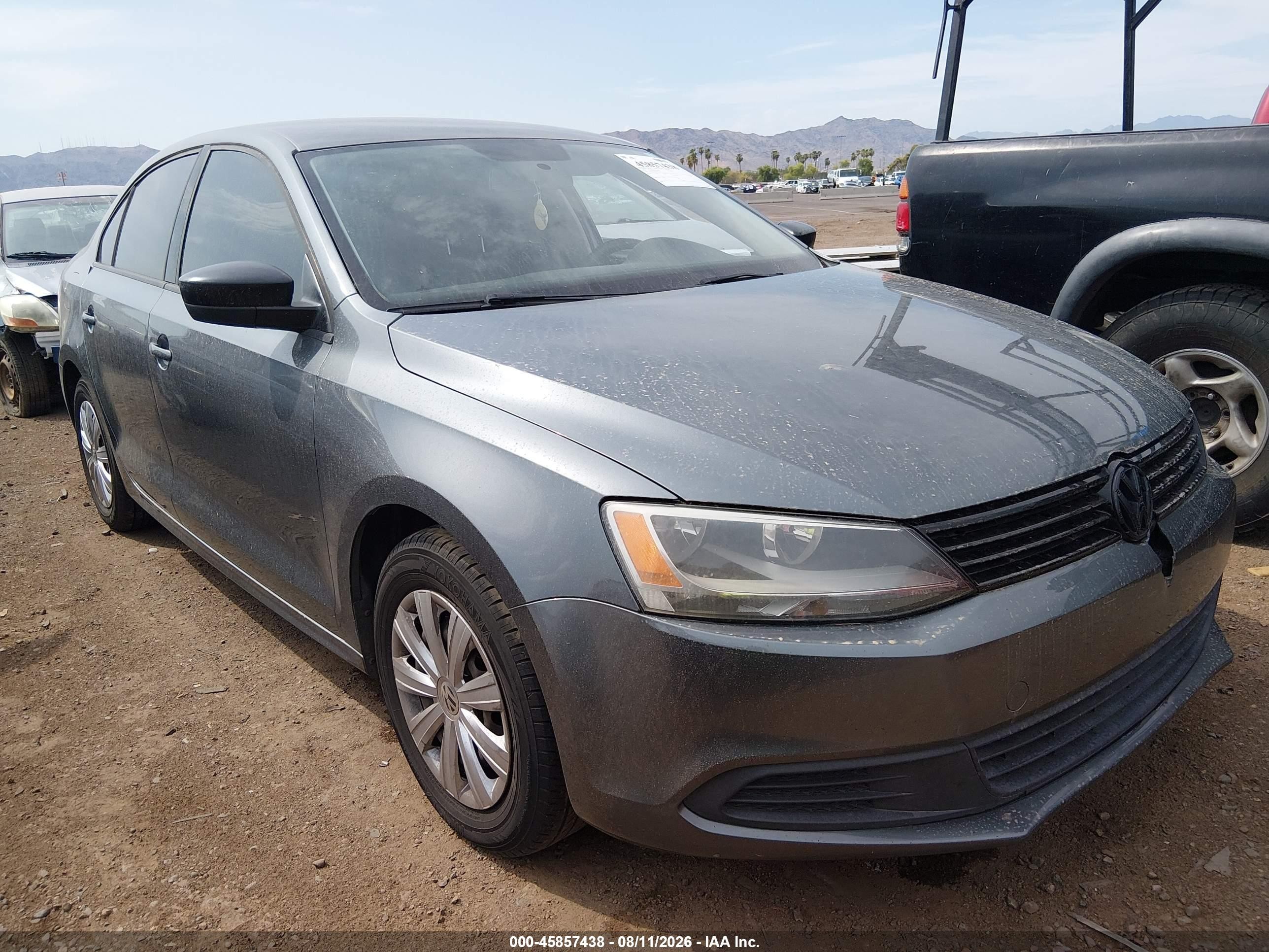 3VW2K7AJ5EM301576