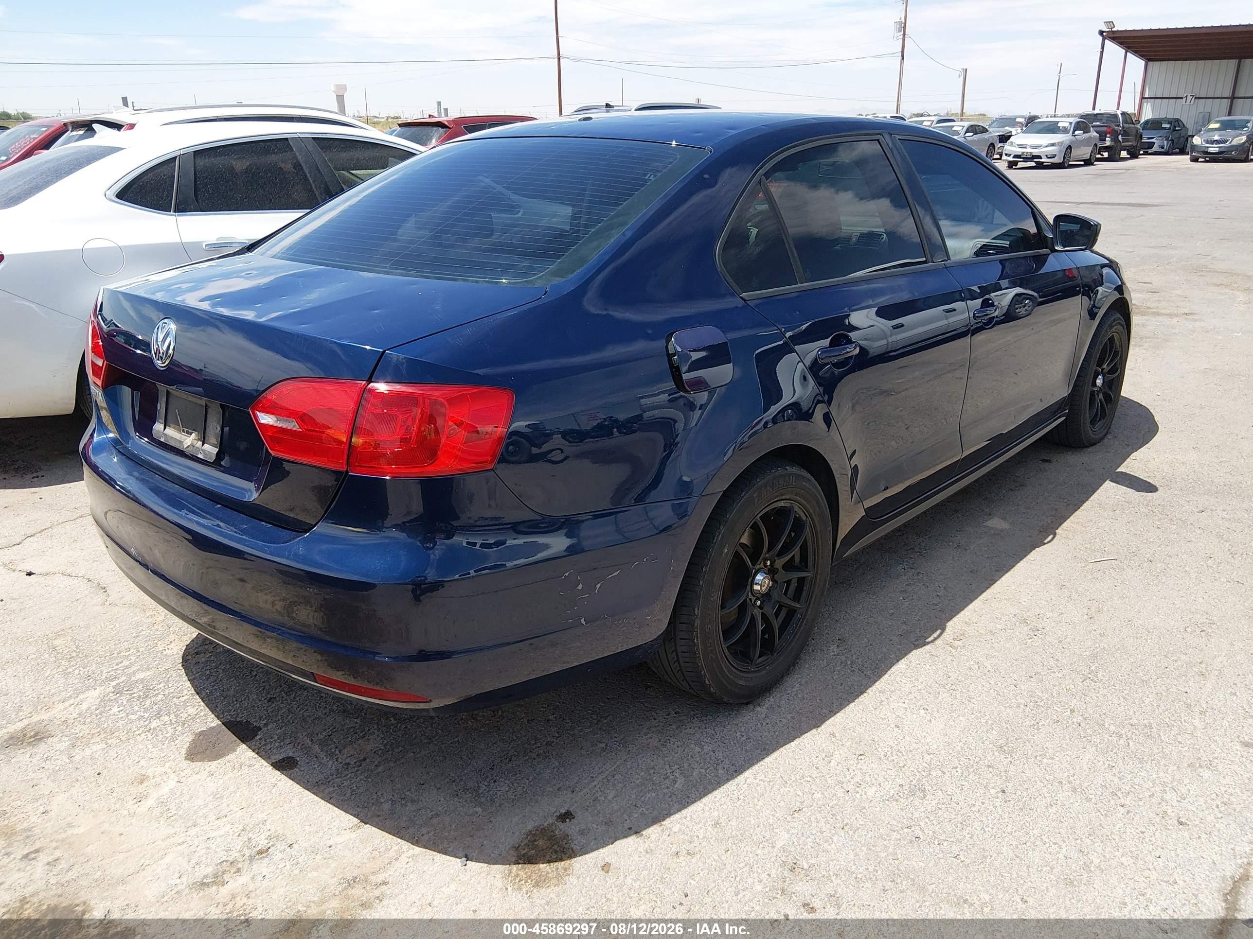 2014 Volkswagen Jetta 2.0l S Blue vin: 3VW2K7AJ5EM380523