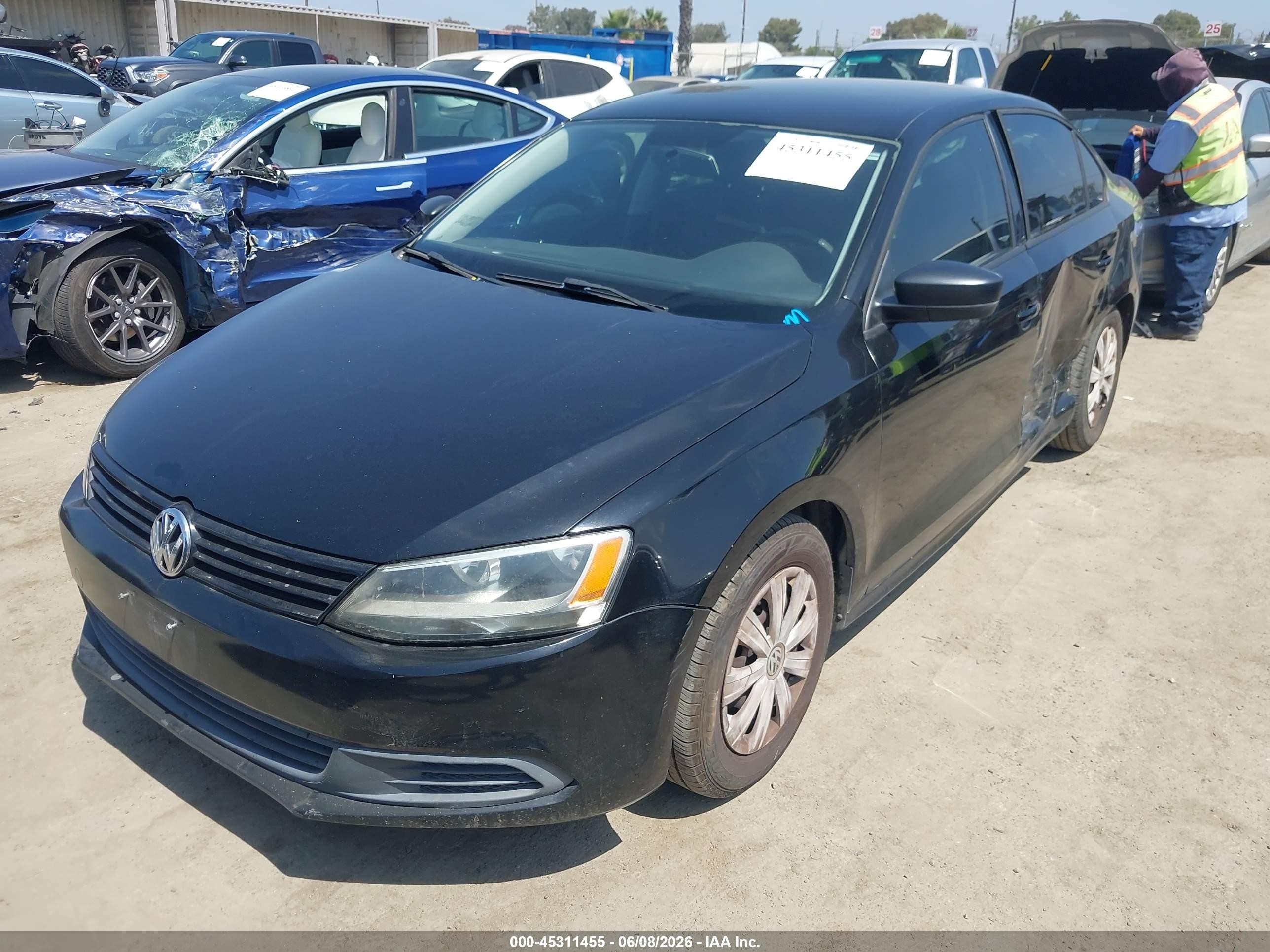 2014 Volkswagen Jetta 2.0l S Черный vin: 3VW2K7AJ5EM383082