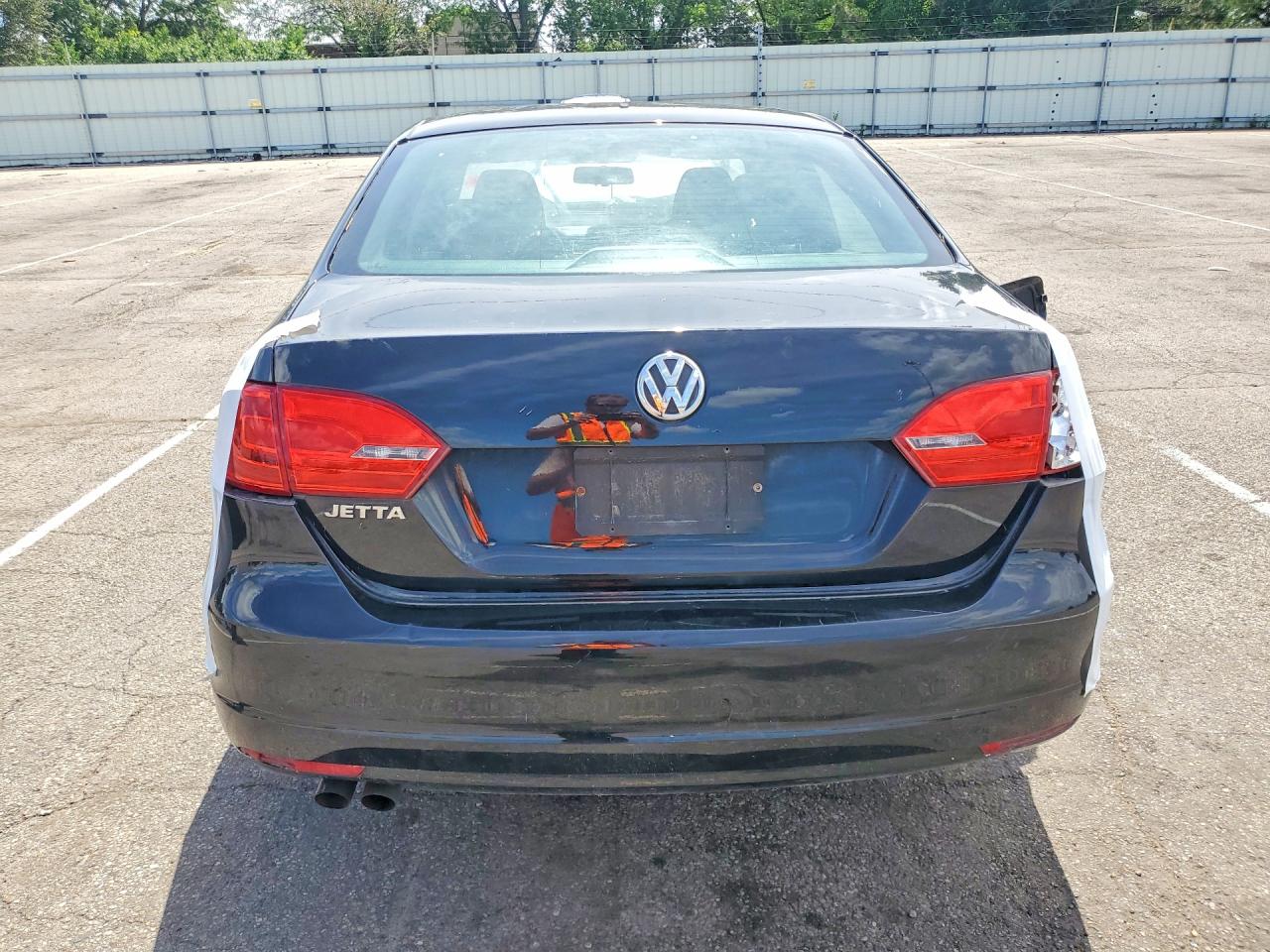 2014 Volkswagen Jetta Base Black vin: 3VW2K7AJ5EM399458