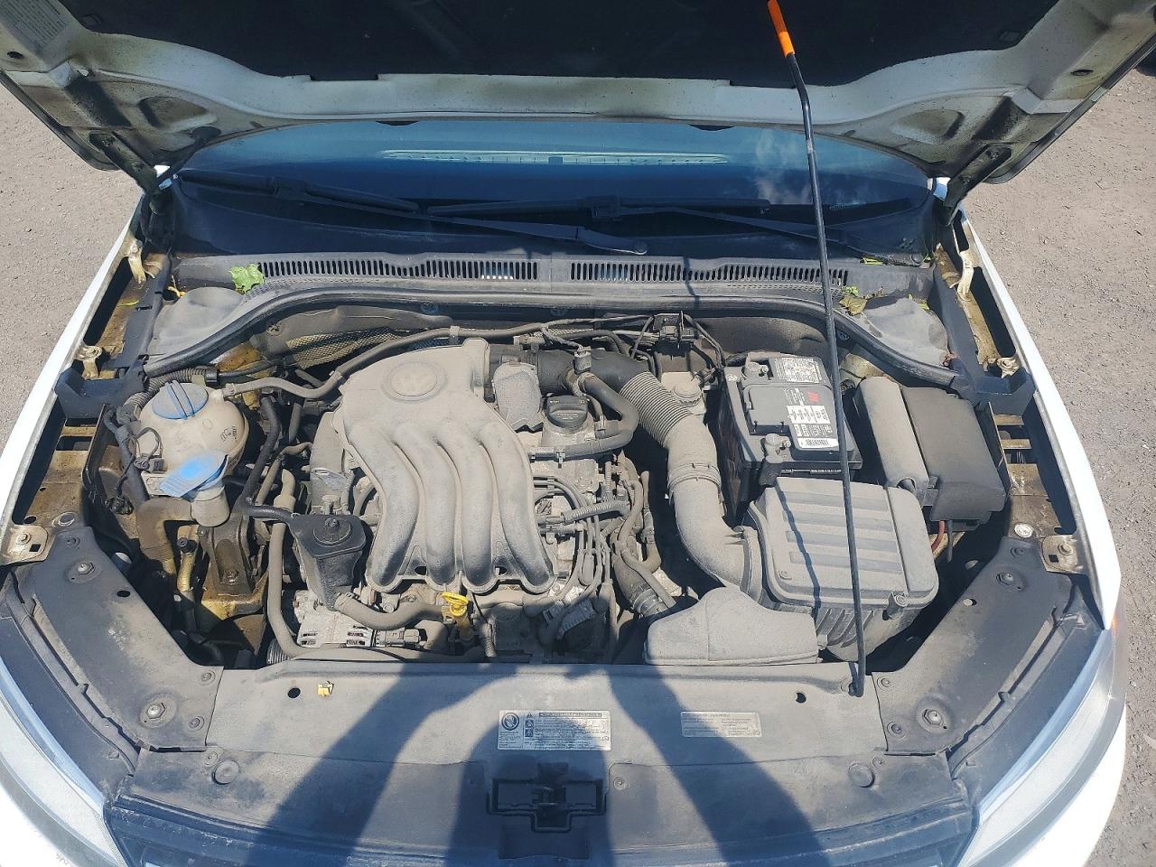 2014 Volkswagen Jetta Base White vin: 3VW2K7AJ5EM408062