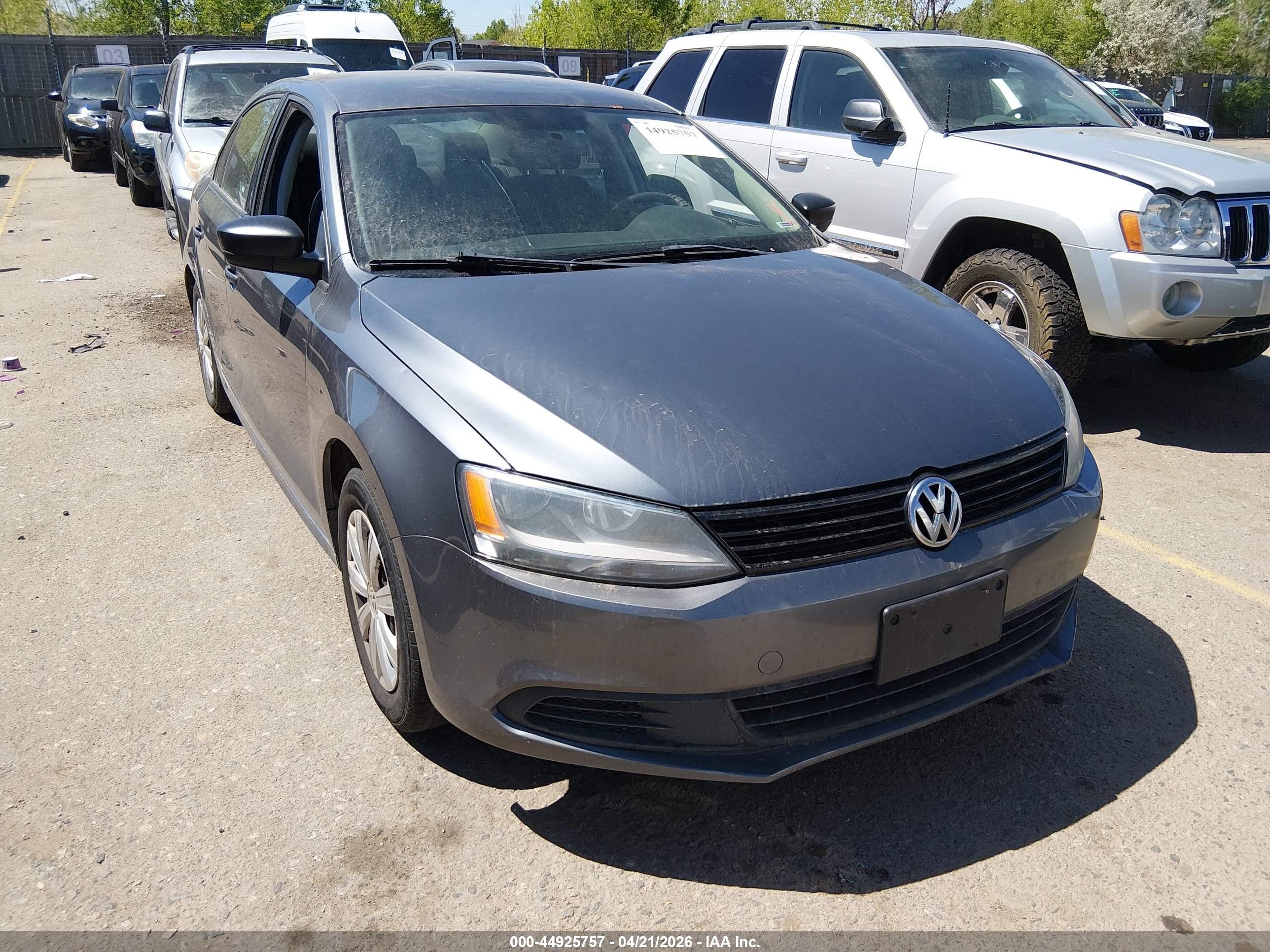 3VW2K7AJ5EM408899
