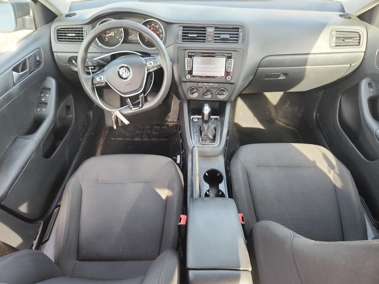 2015 Volkswagen Jetta Base Silver vin: 3VW2K7AJ5FM210275