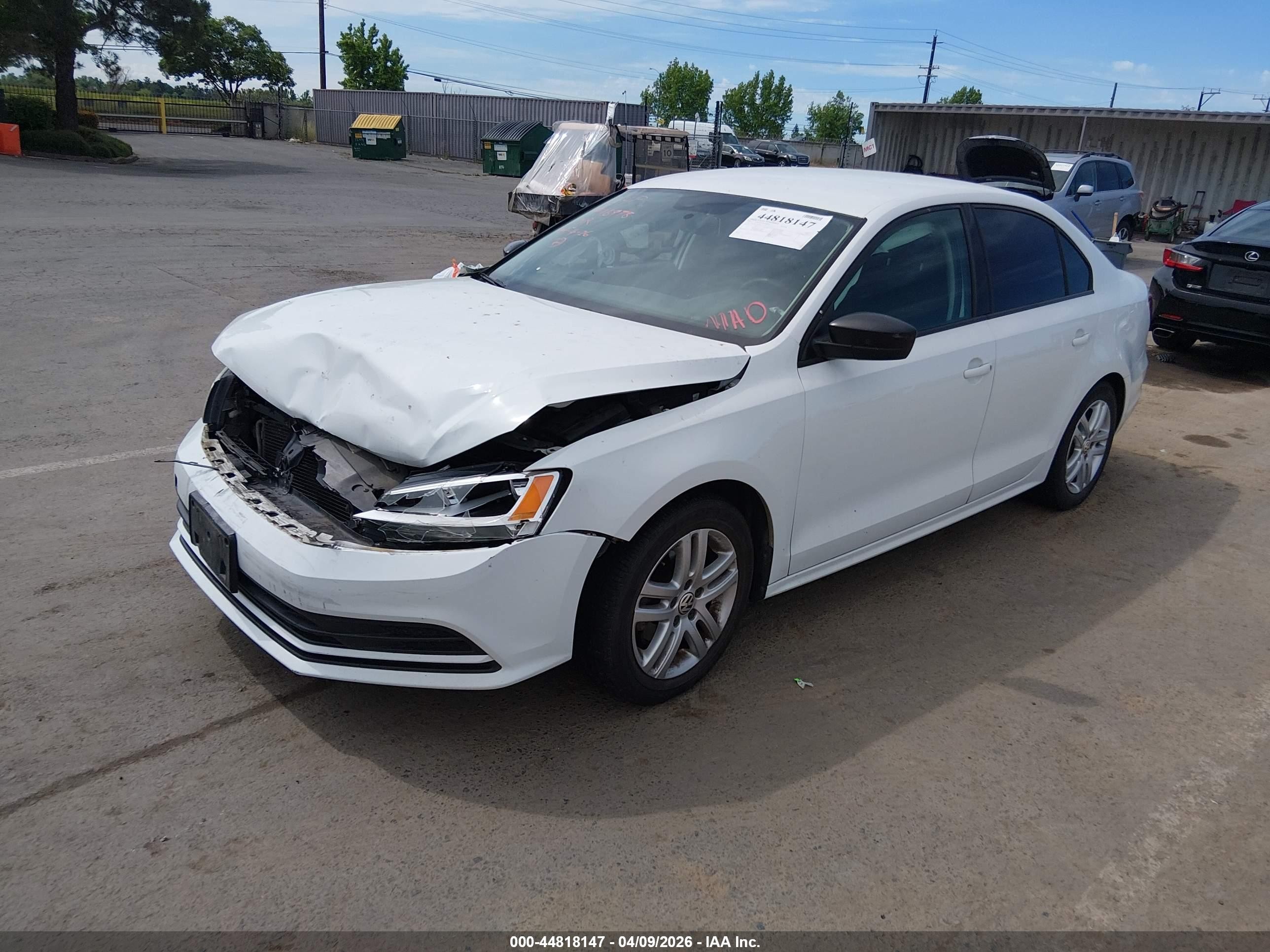 2015 Volkswagen Jetta 2.0l S White vin: 3VW2K7AJ5FM215122
