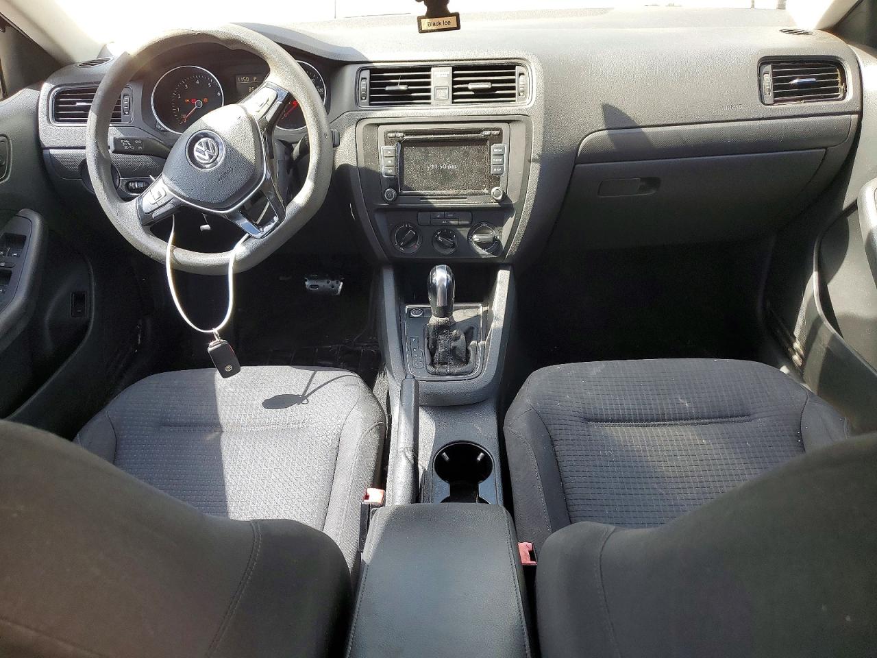 2015 Volkswagen Jetta Base Черный vin: 3VW2K7AJ5FM349211