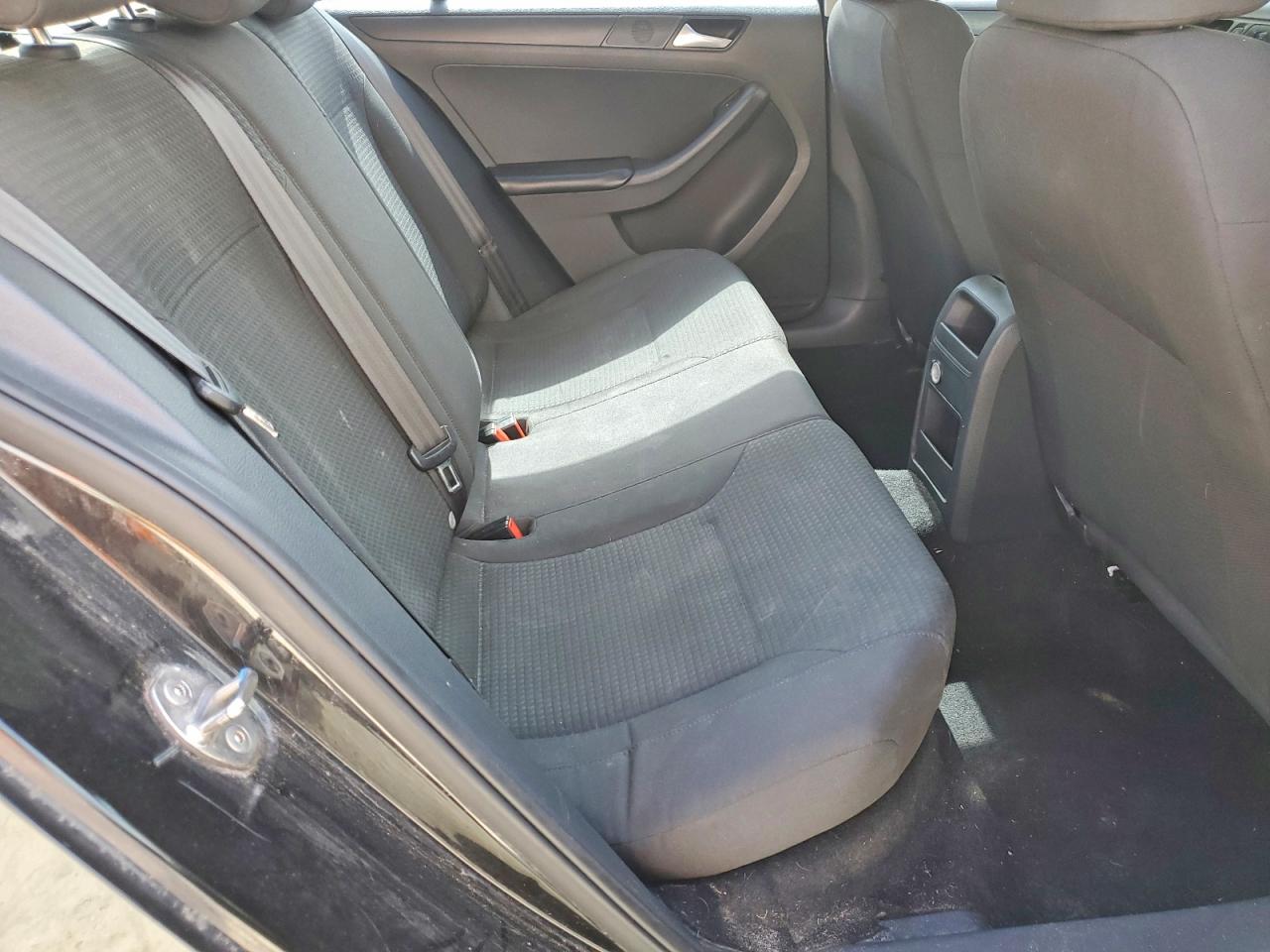 2015 Volkswagen Jetta Base Черный vin: 3VW2K7AJ5FM349211
