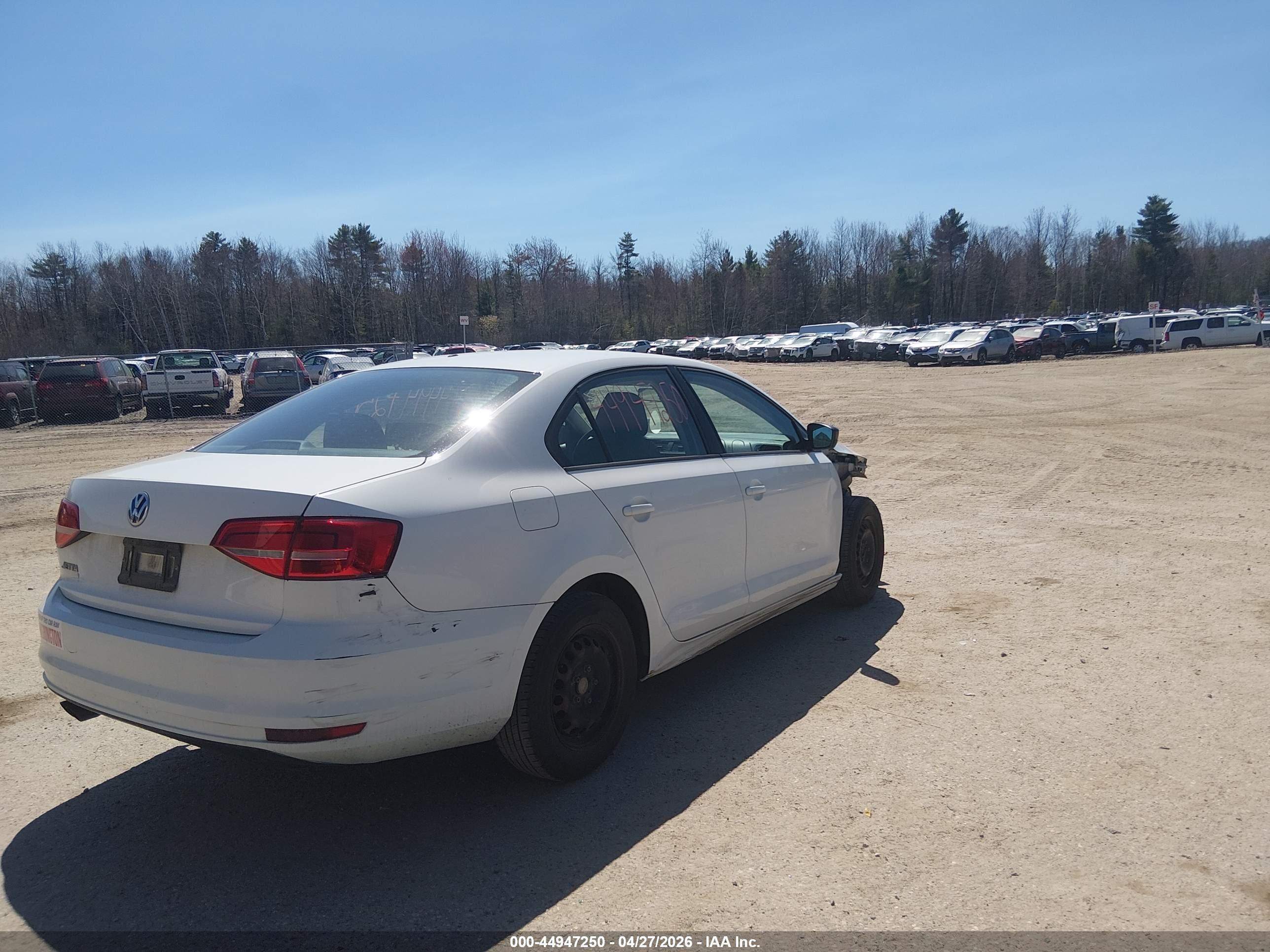 2015 Volkswagen Jetta 2.0l S White vin: 3VW2K7AJ5FM402568