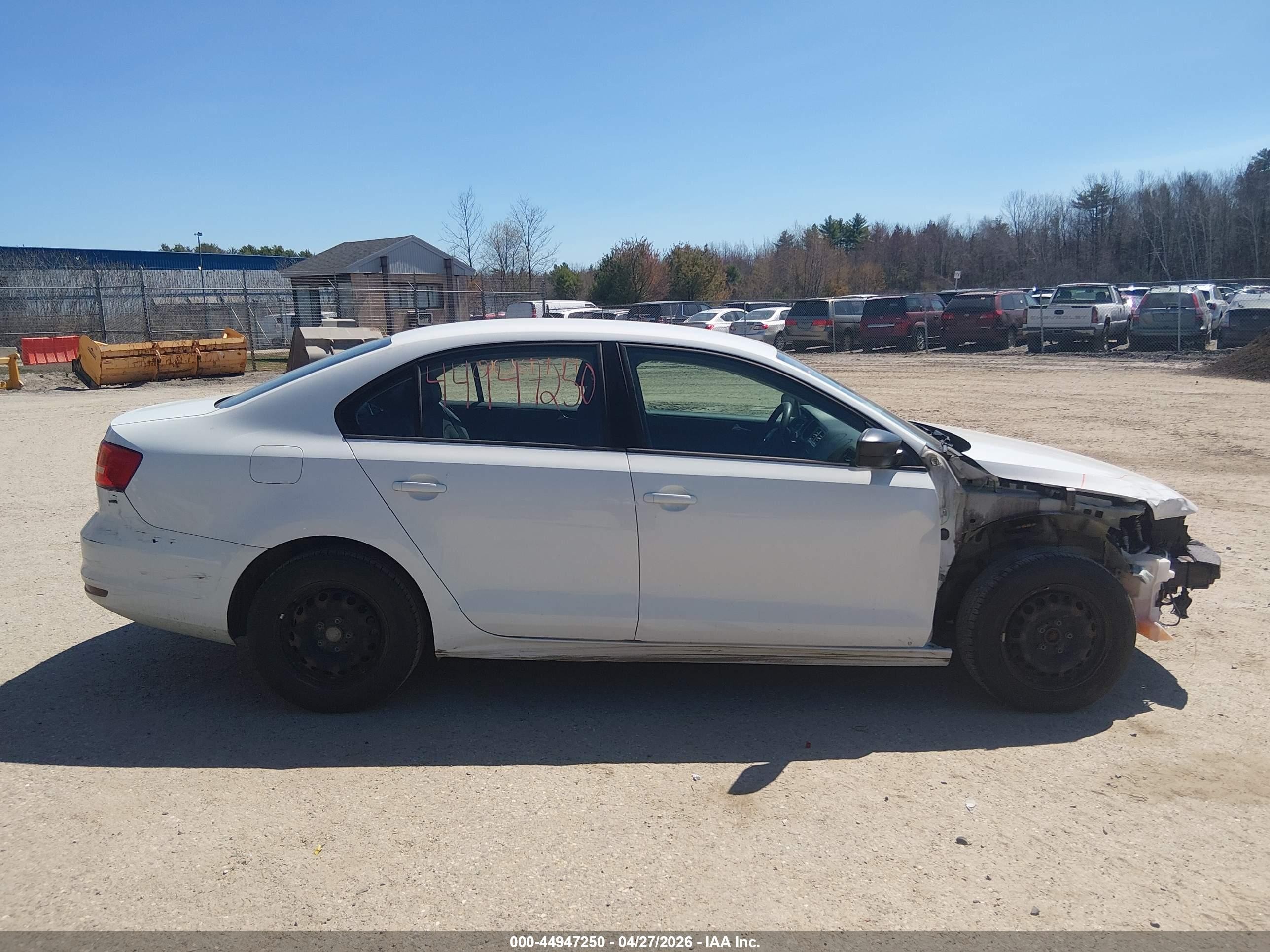 2015 Volkswagen Jetta 2.0l S White vin: 3VW2K7AJ5FM402568