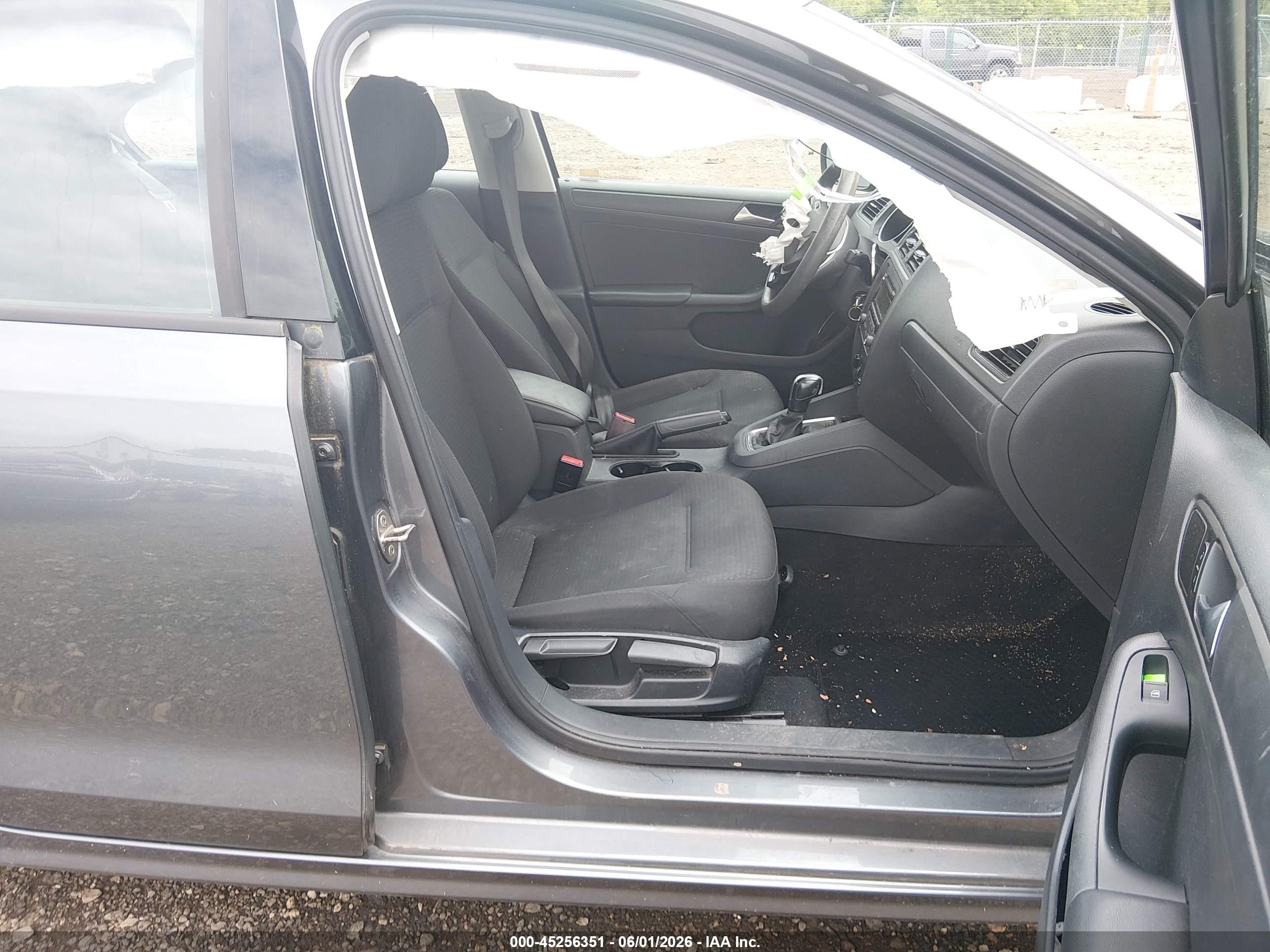 2015 Volkswagen Jetta 2.0l S Gray vin: 3VW2K7AJ5FM412792