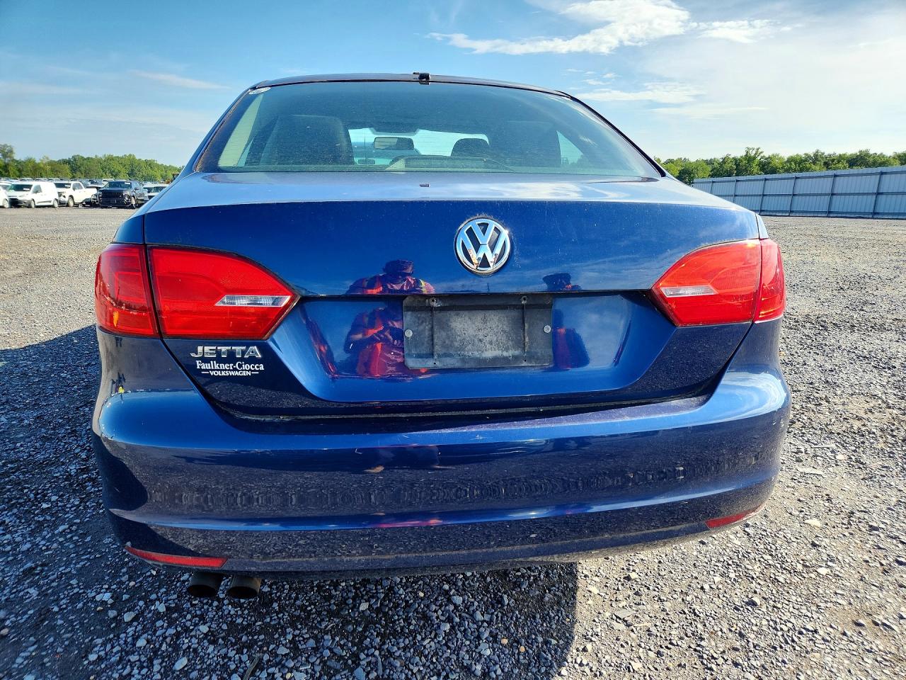 2011 Volkswagen Jetta Base Blue vin: 3VW2K7AJ6BM096409