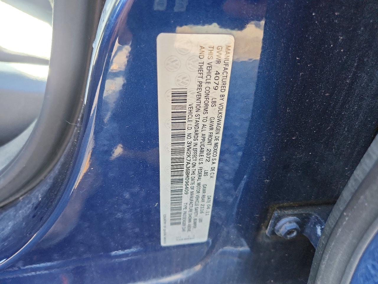 2011 Volkswagen Jetta Base Blue vin: 3VW2K7AJ6BM096409