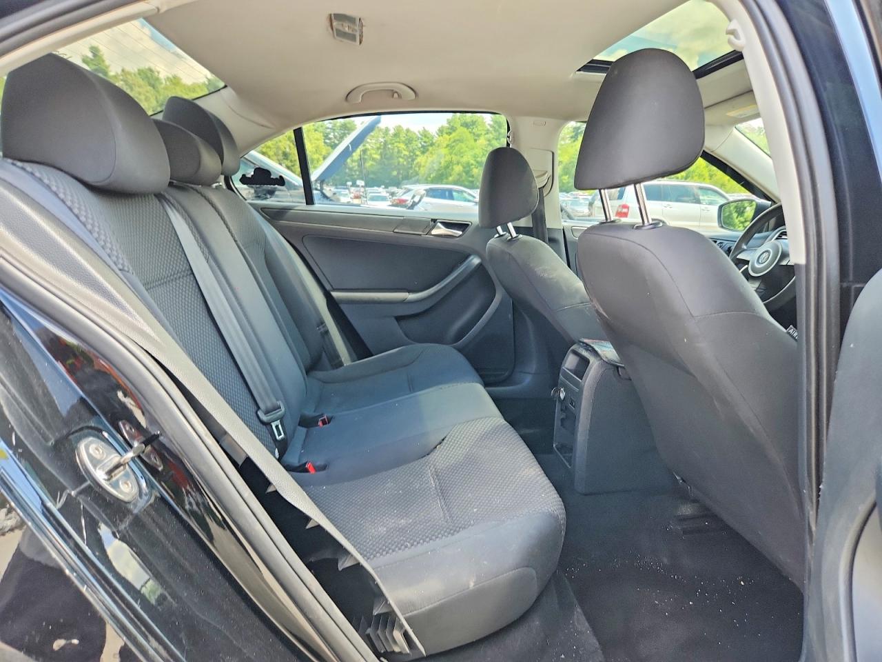 2012 Volkswagen Jetta Base Black vin: 3VW2K7AJ6CM321025