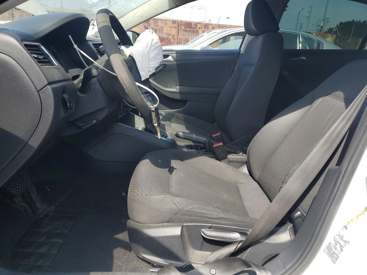 2012 Volkswagen Jetta Base White vin: 3VW2K7AJ6CM353649