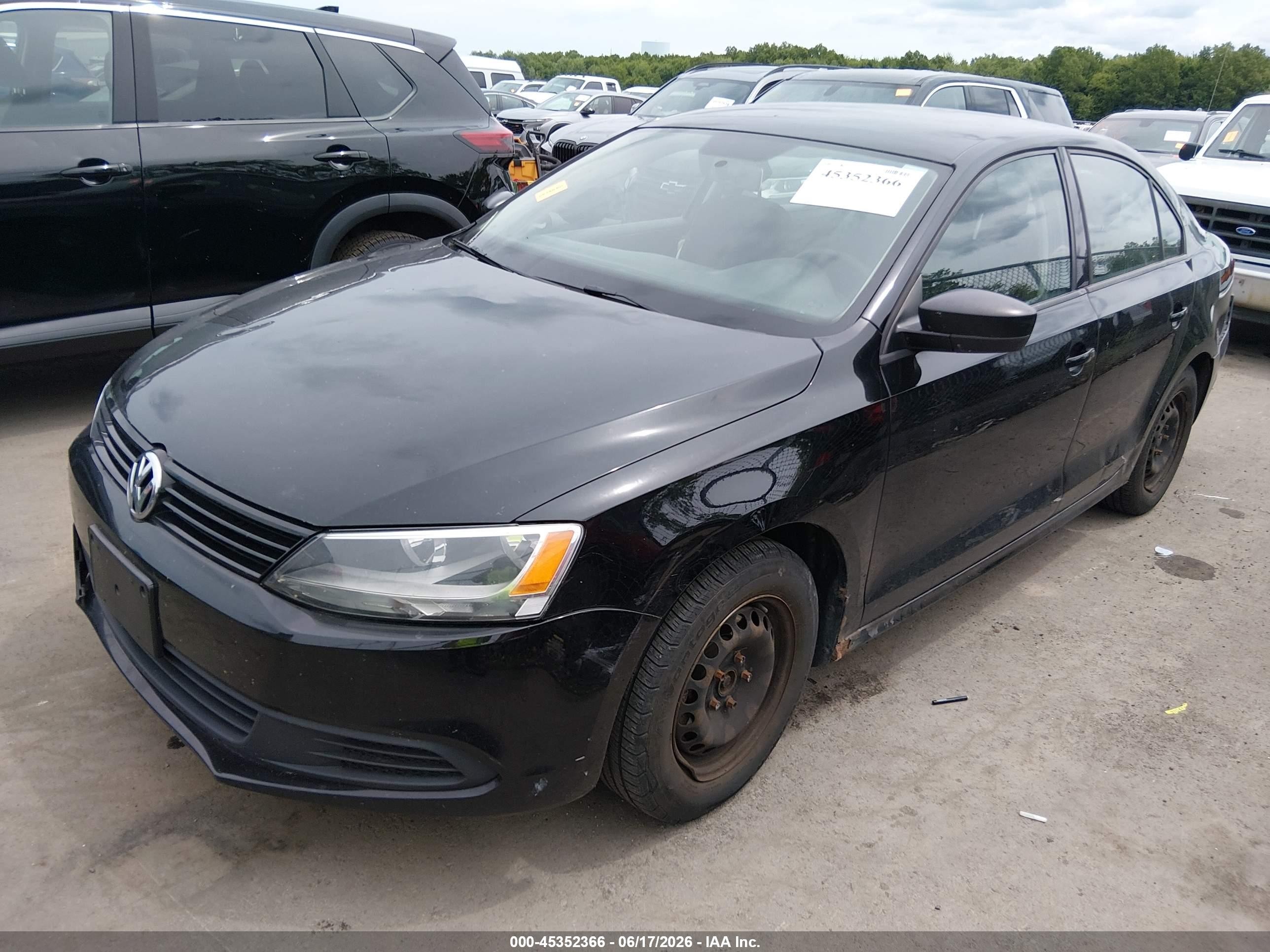 2013 Volkswagen Jetta 2.0l S Black vin: 3VW2K7AJ6DM267520