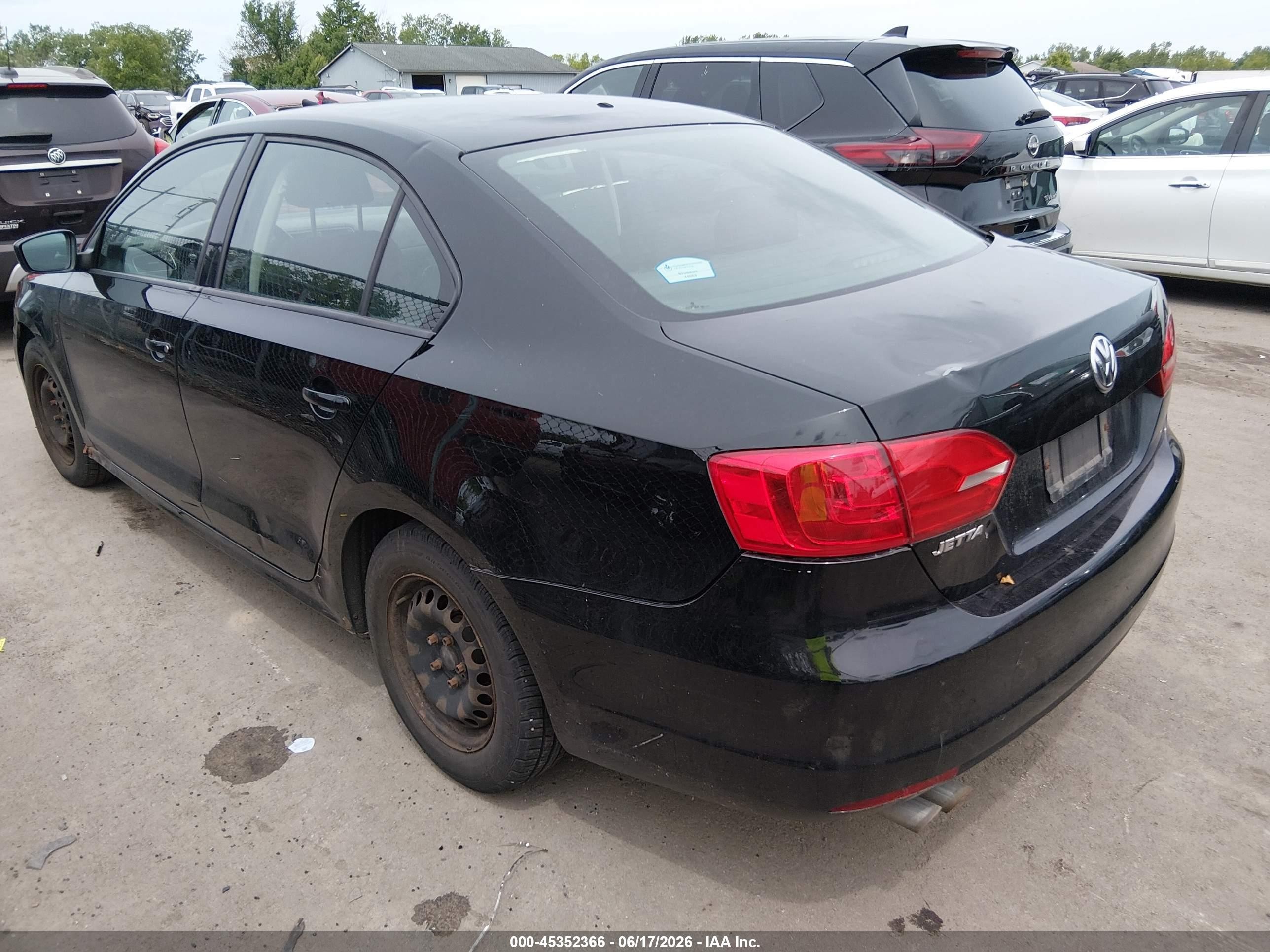 2013 Volkswagen Jetta 2.0l S Black vin: 3VW2K7AJ6DM267520