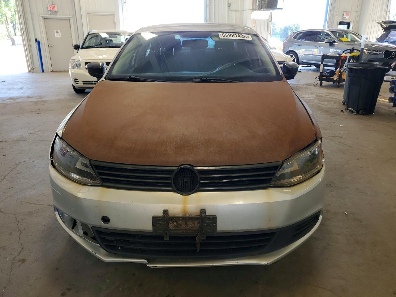 2013 Volkswagen Jetta Base Silver vin: 3VW2K7AJ6DM271874