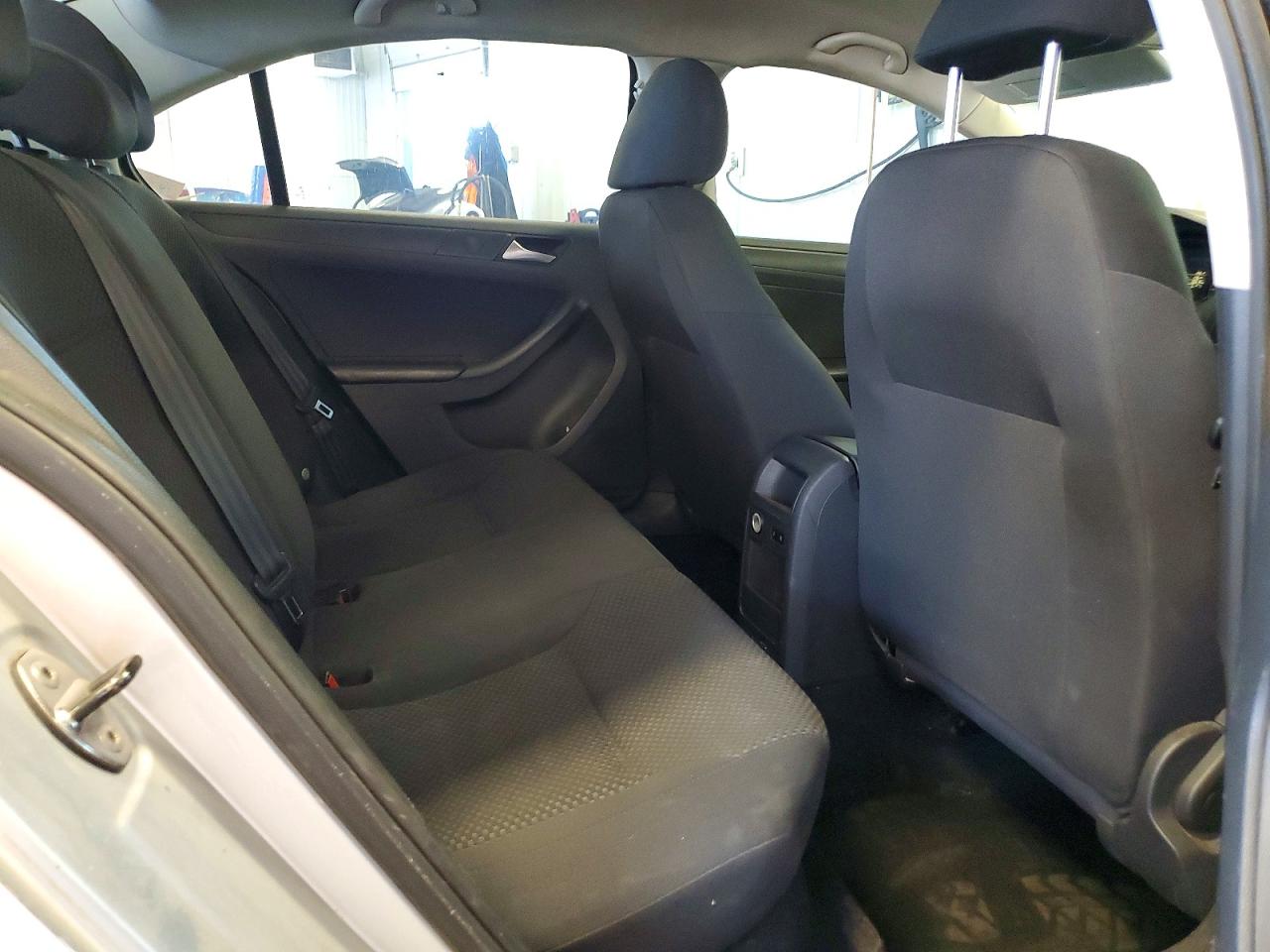 2013 Volkswagen Jetta Base Silver vin: 3VW2K7AJ6DM271874