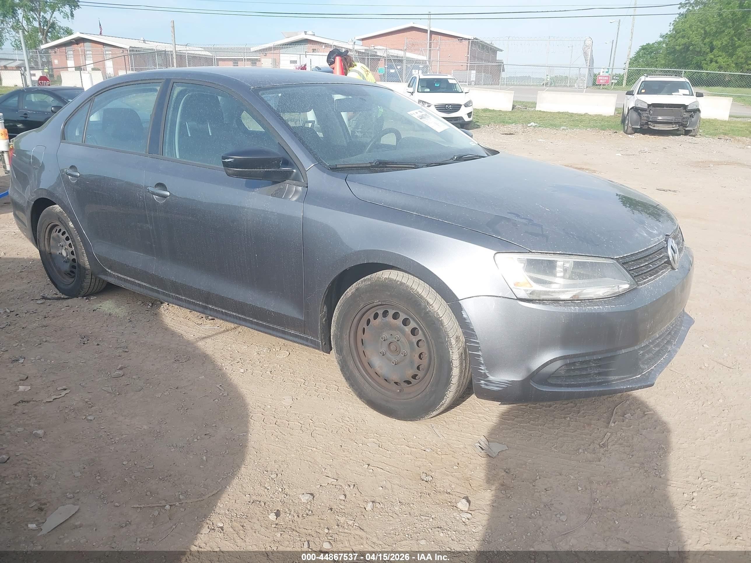 3VW2K7AJ6EM223048