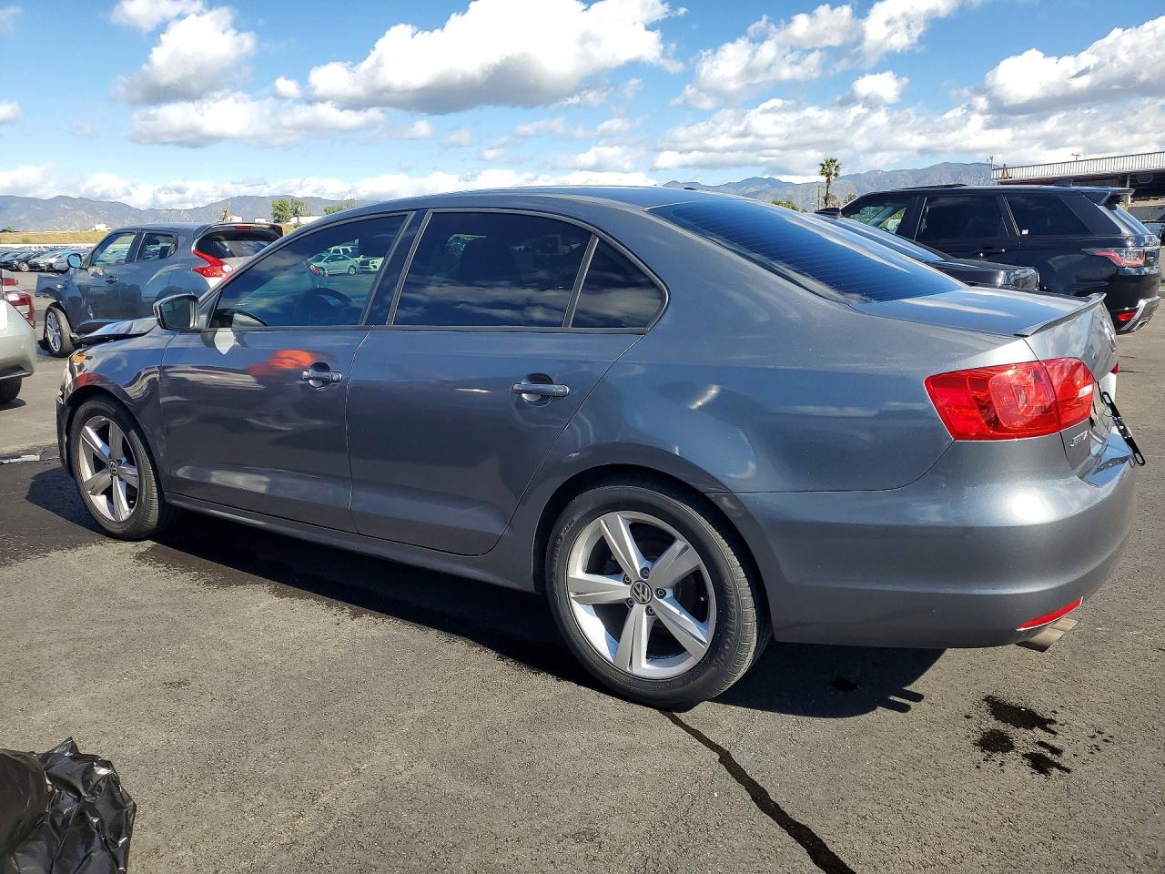 2014 Volkswagen Jetta Base Gray vin: 3VW2K7AJ6EM225057