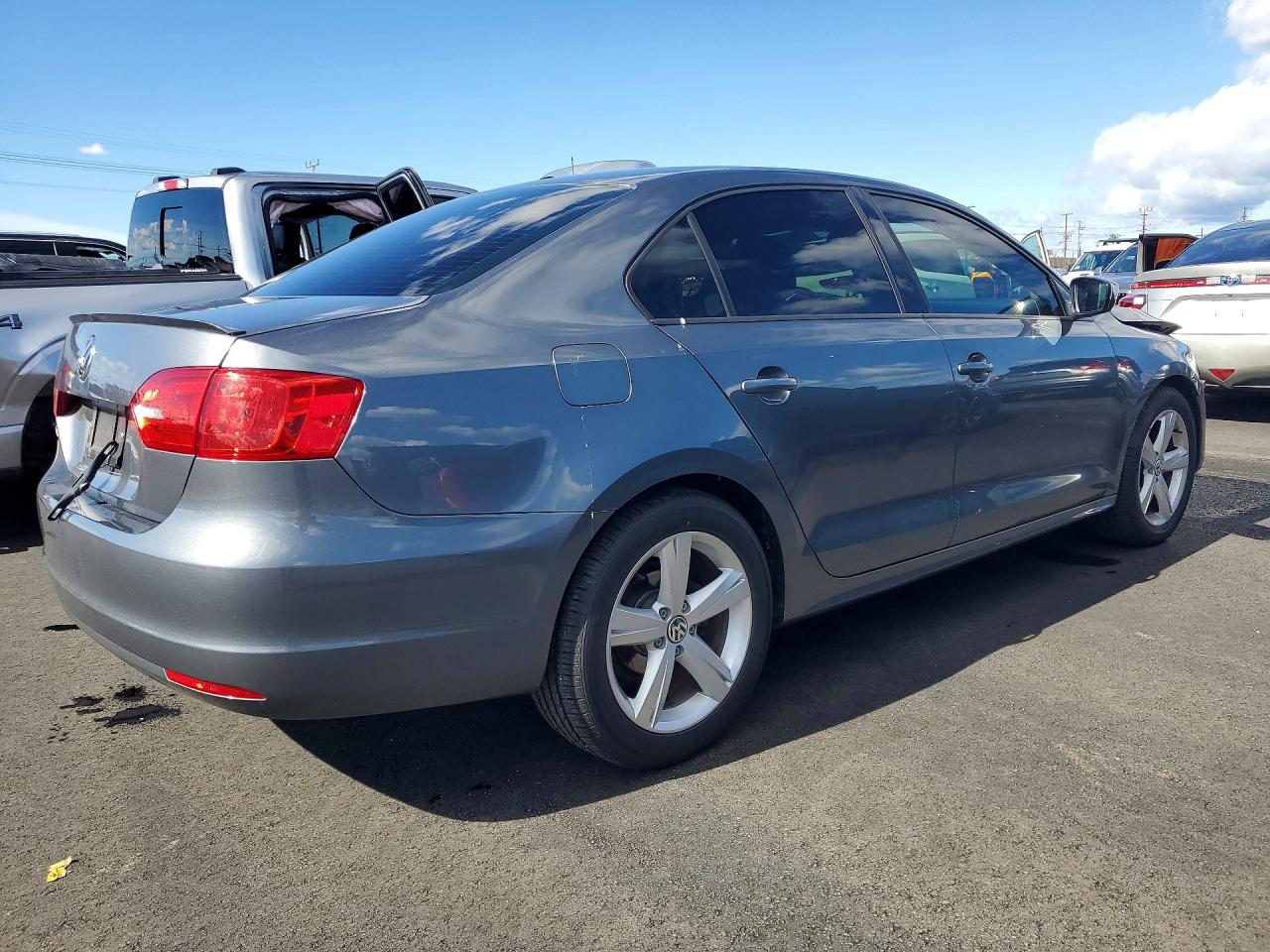 2014 Volkswagen Jetta Base Gray vin: 3VW2K7AJ6EM225057