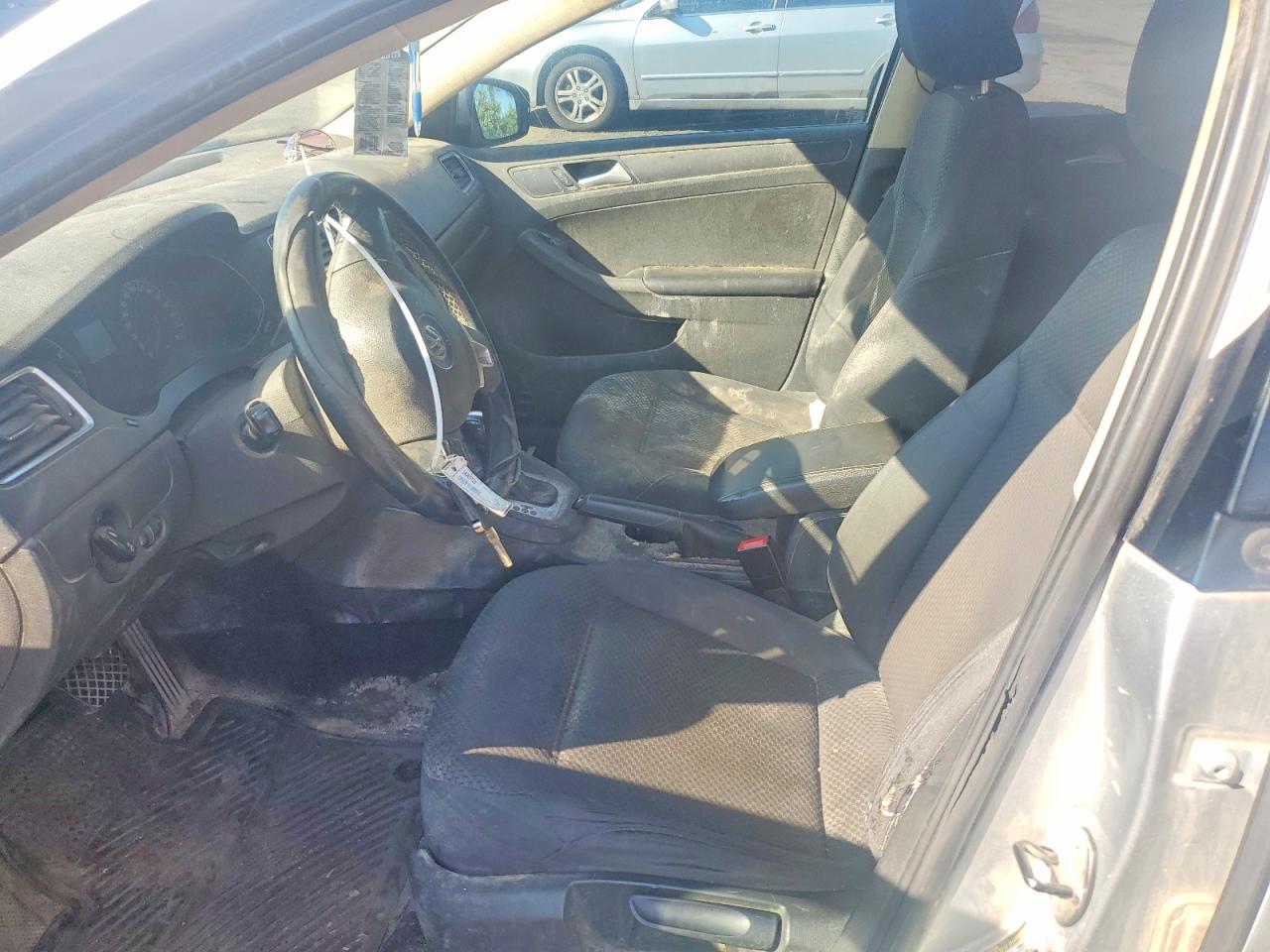 2014 Volkswagen Jetta Base Серебряный vin: 3VW2K7AJ6EM245728