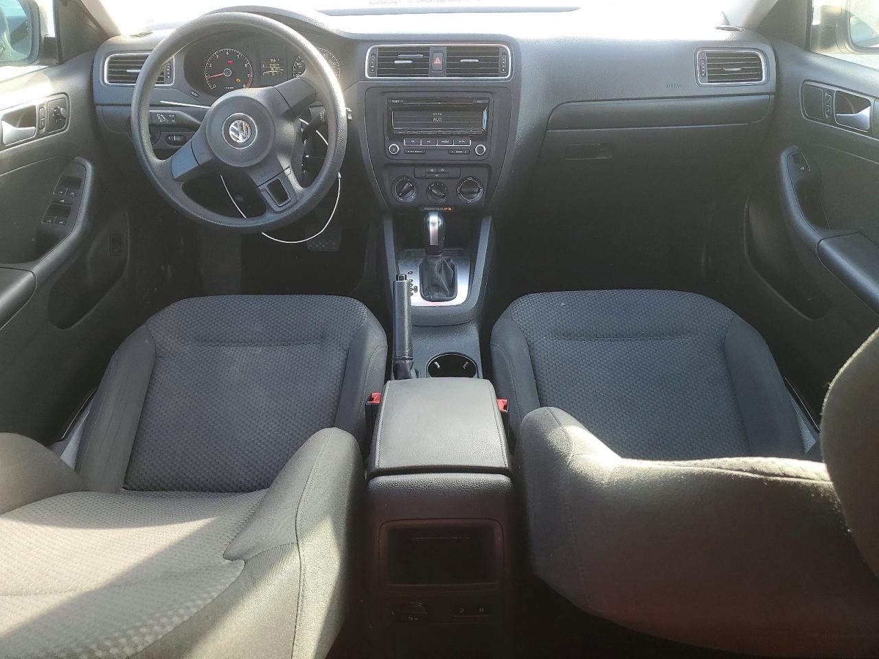 2014 Volkswagen Jetta Base White vin: 3VW2K7AJ6EM312926