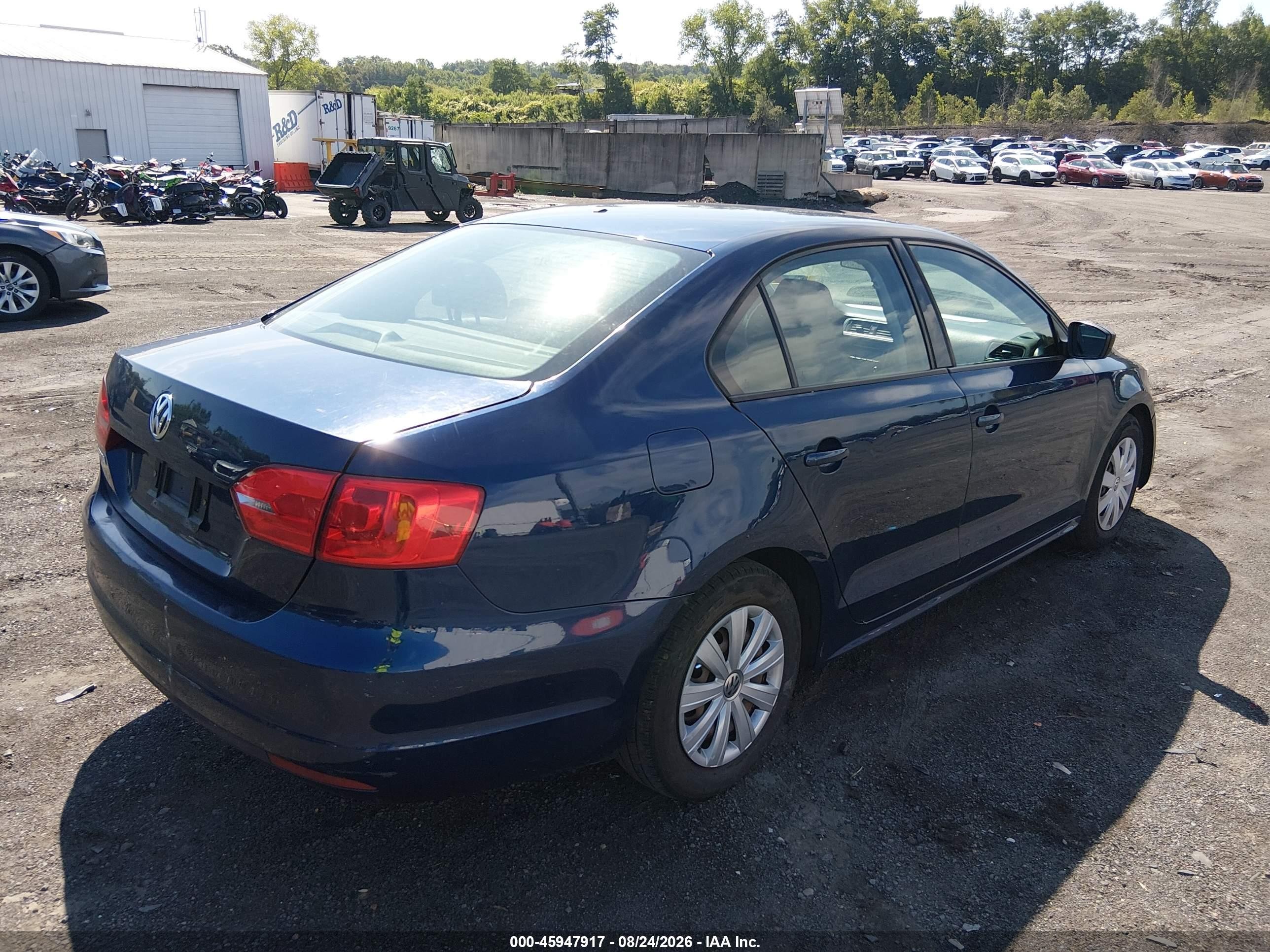 2014 Volkswagen Jetta 2.0l S Blue vin: 3VW2K7AJ6EM320279