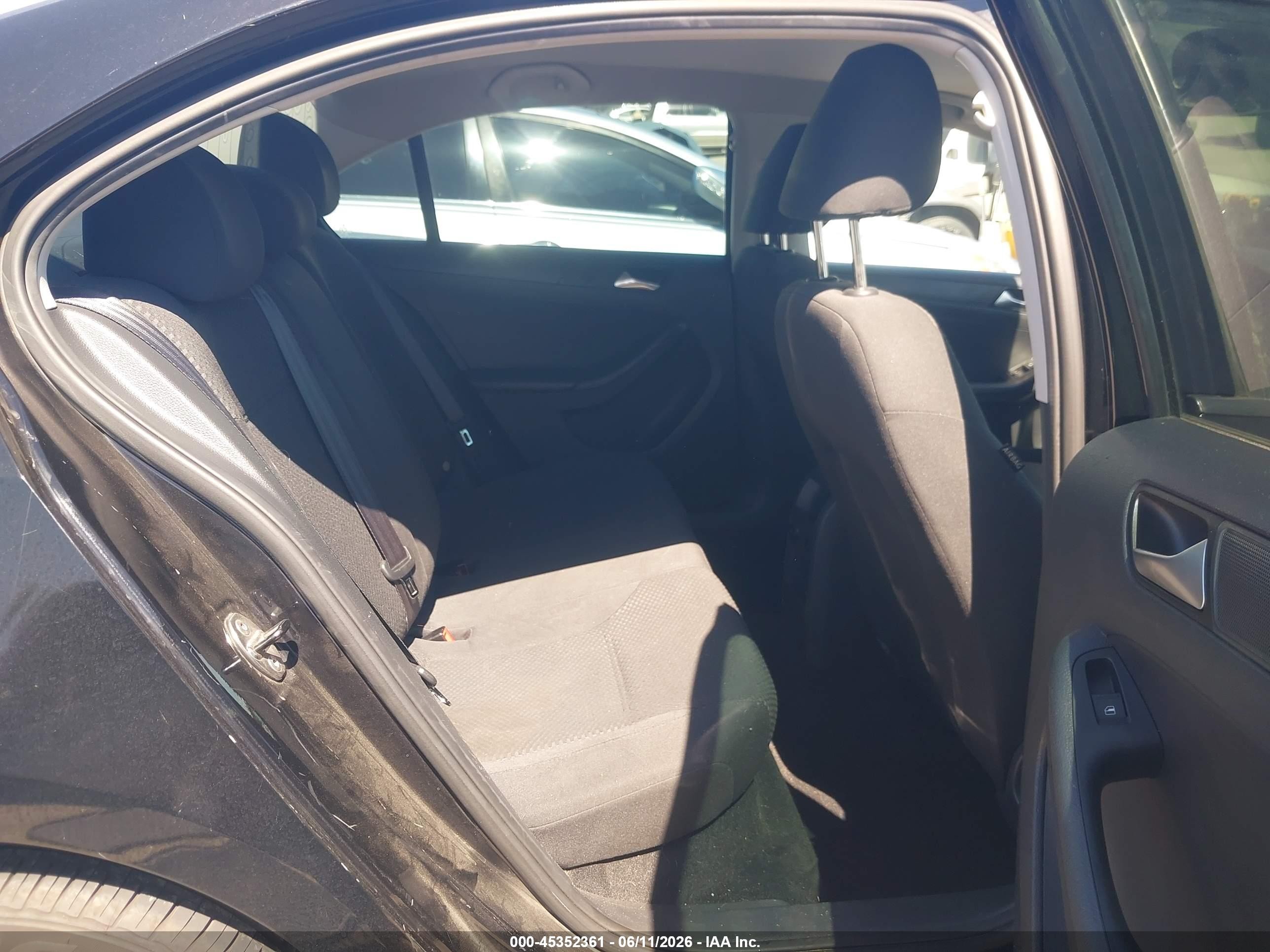 2014 Volkswagen Jetta 2.0l S Черный vin: 3VW2K7AJ6EM394799