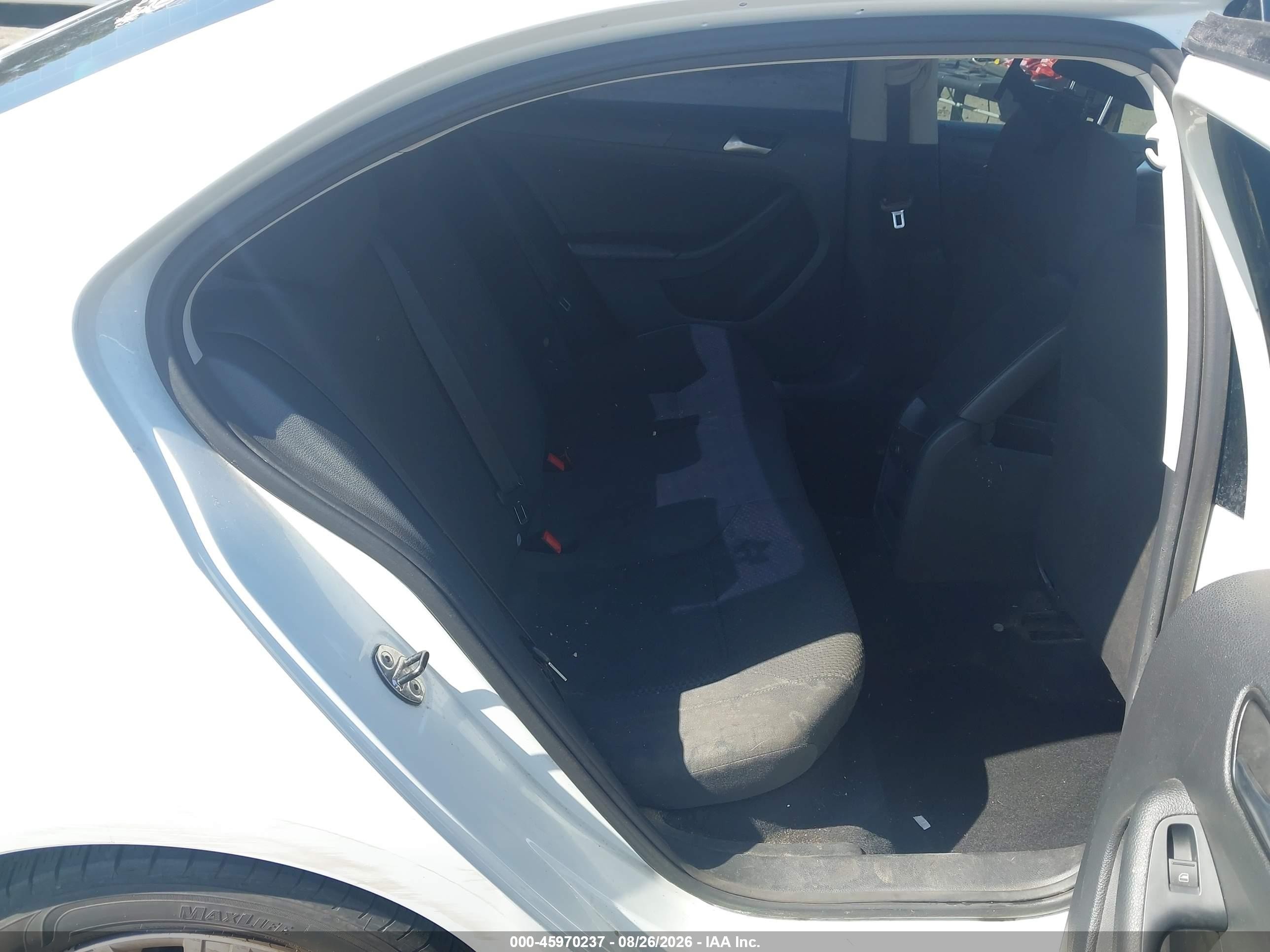 2014 Volkswagen Jetta 2.0l S Белый vin: 3VW2K7AJ6EM412623