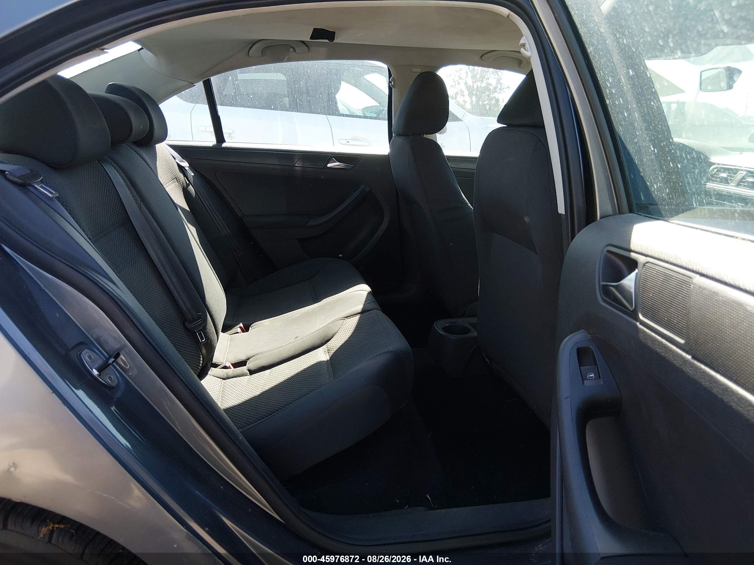 2011 Volkswagen Jetta 2.0l S Gray vin: 3VW2K7AJ7BM011500