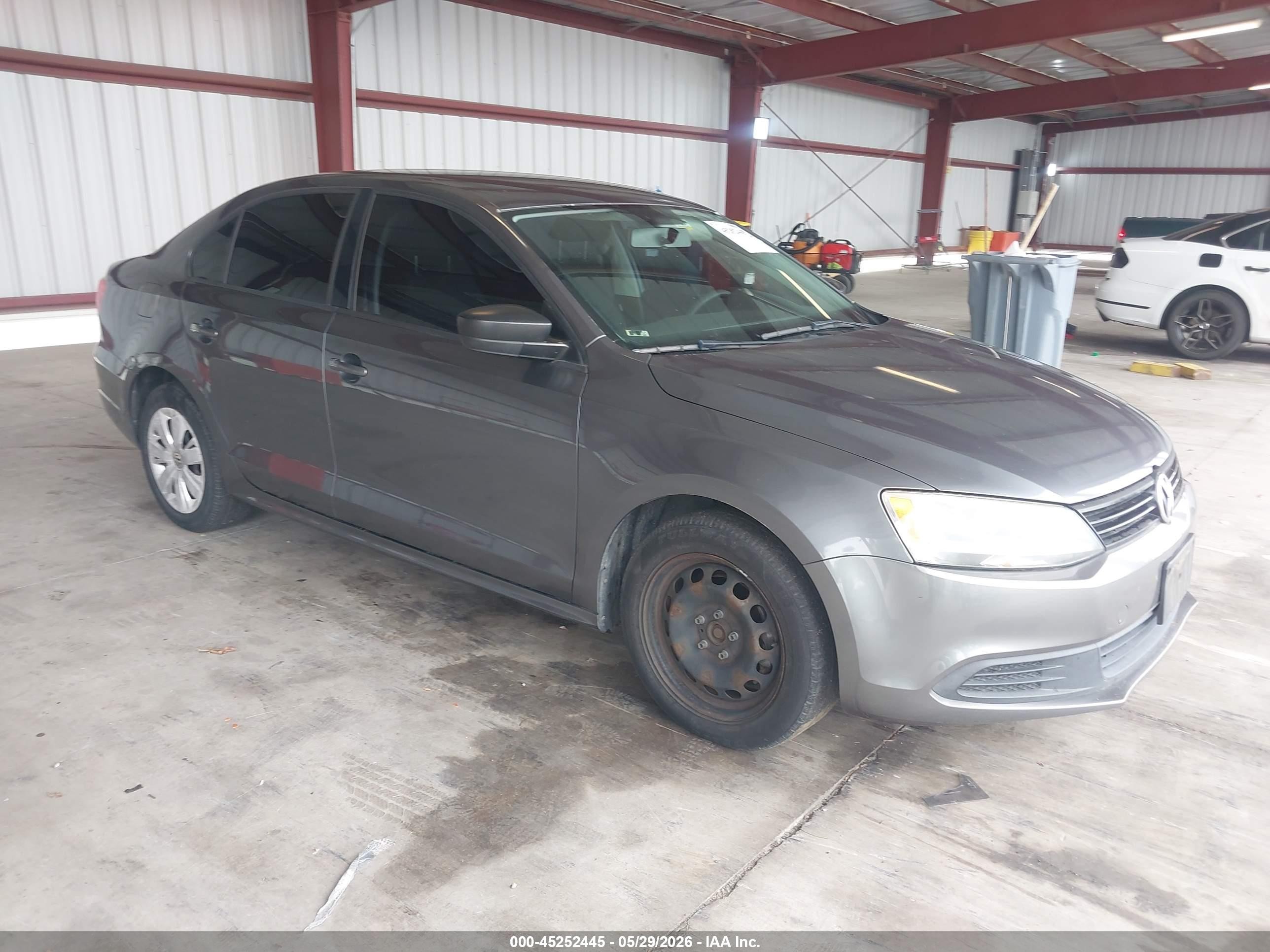 3VW2K7AJ7CM355863