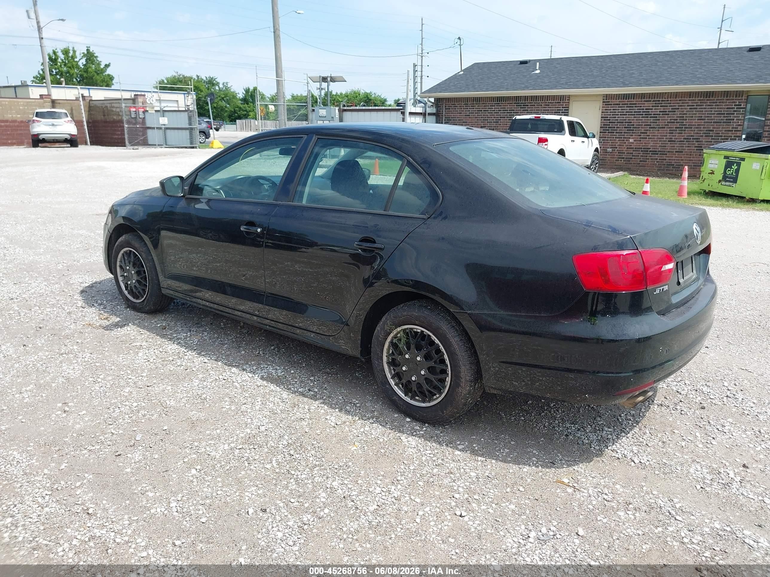 2012 Volkswagen Jetta 2.0l S Черный vin: 3VW2K7AJ7CM358133