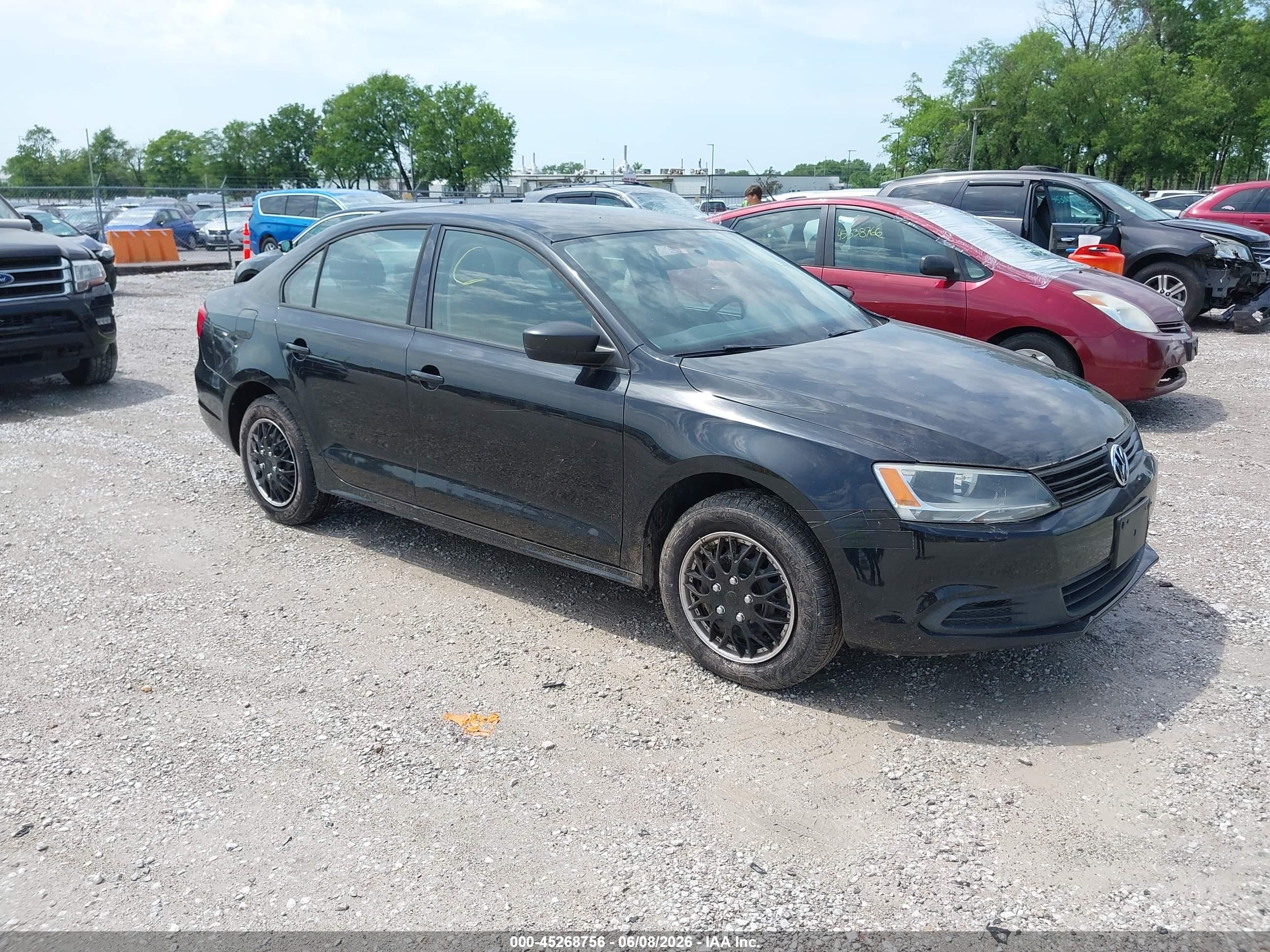 3VW2K7AJ7CM358133