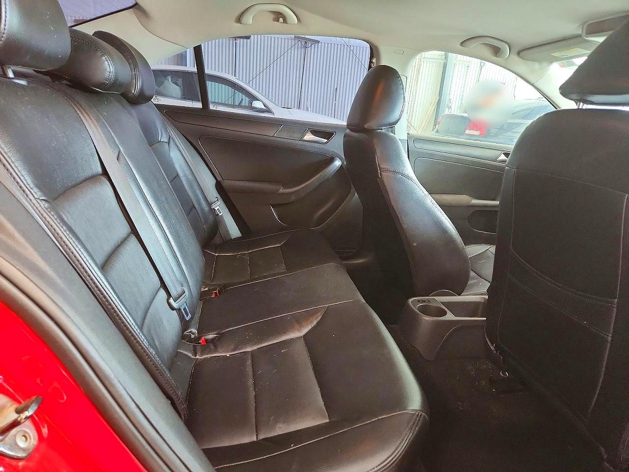 2012 Volkswagen Jetta Base Красный vin: 3VW2K7AJ7CM379824