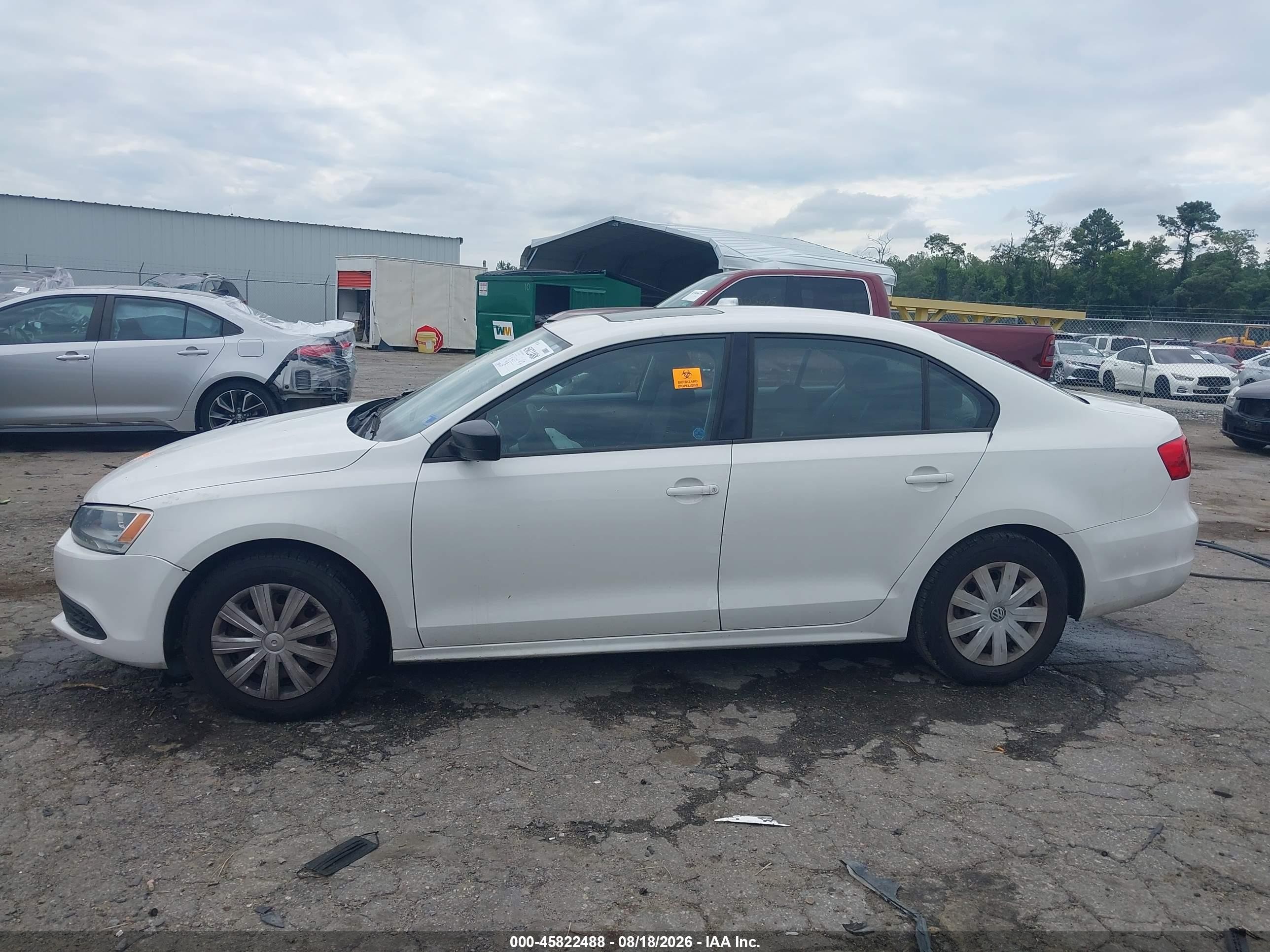 2012 Volkswagen Jetta 2.0l S White vin: 3VW2K7AJ7CM407668